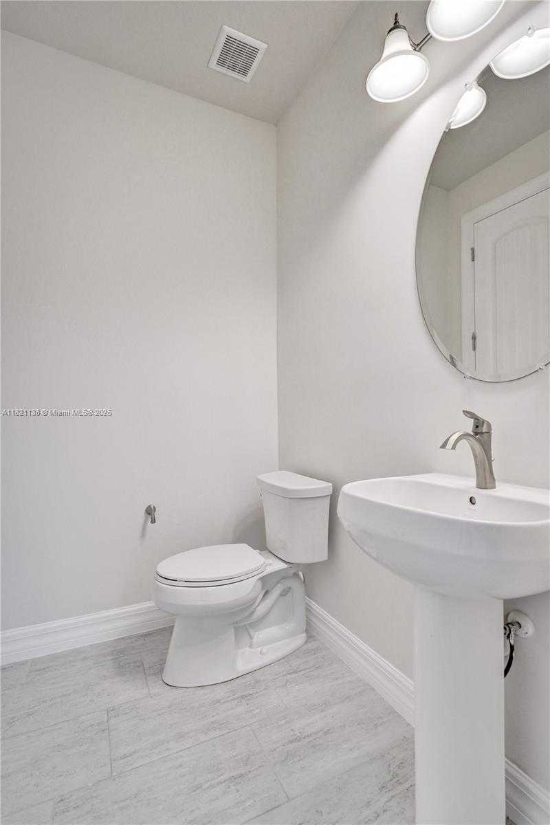 Small Image of 4833 SAN FRATELLO CIR, Lake Worth Number 59