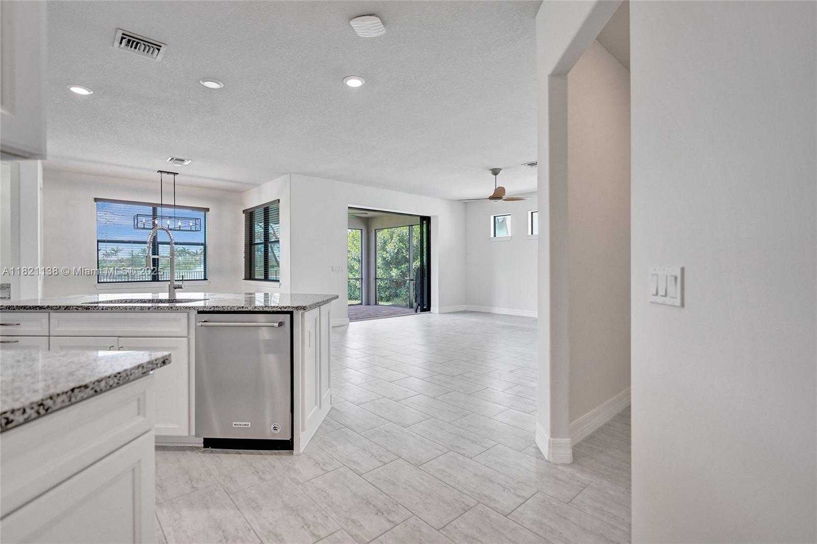 Small Image of 4833 SAN FRATELLO CIR, Lake Worth Number 62