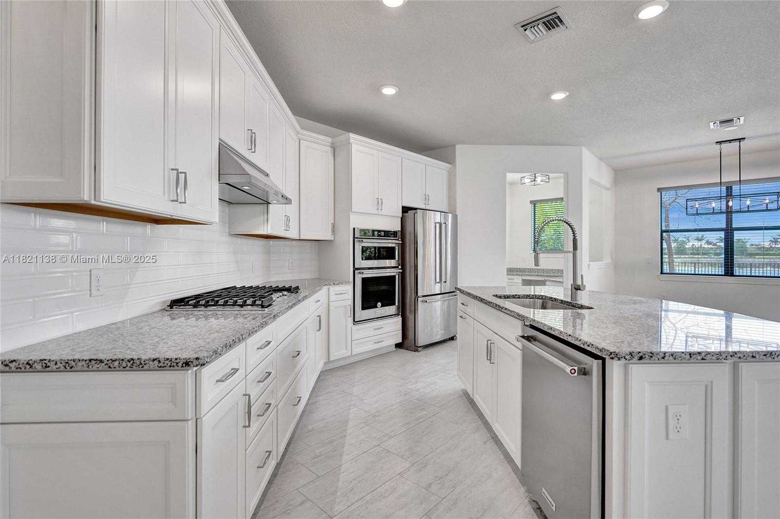 Small Image of 4833 SAN FRATELLO CIR, Lake Worth Number 63