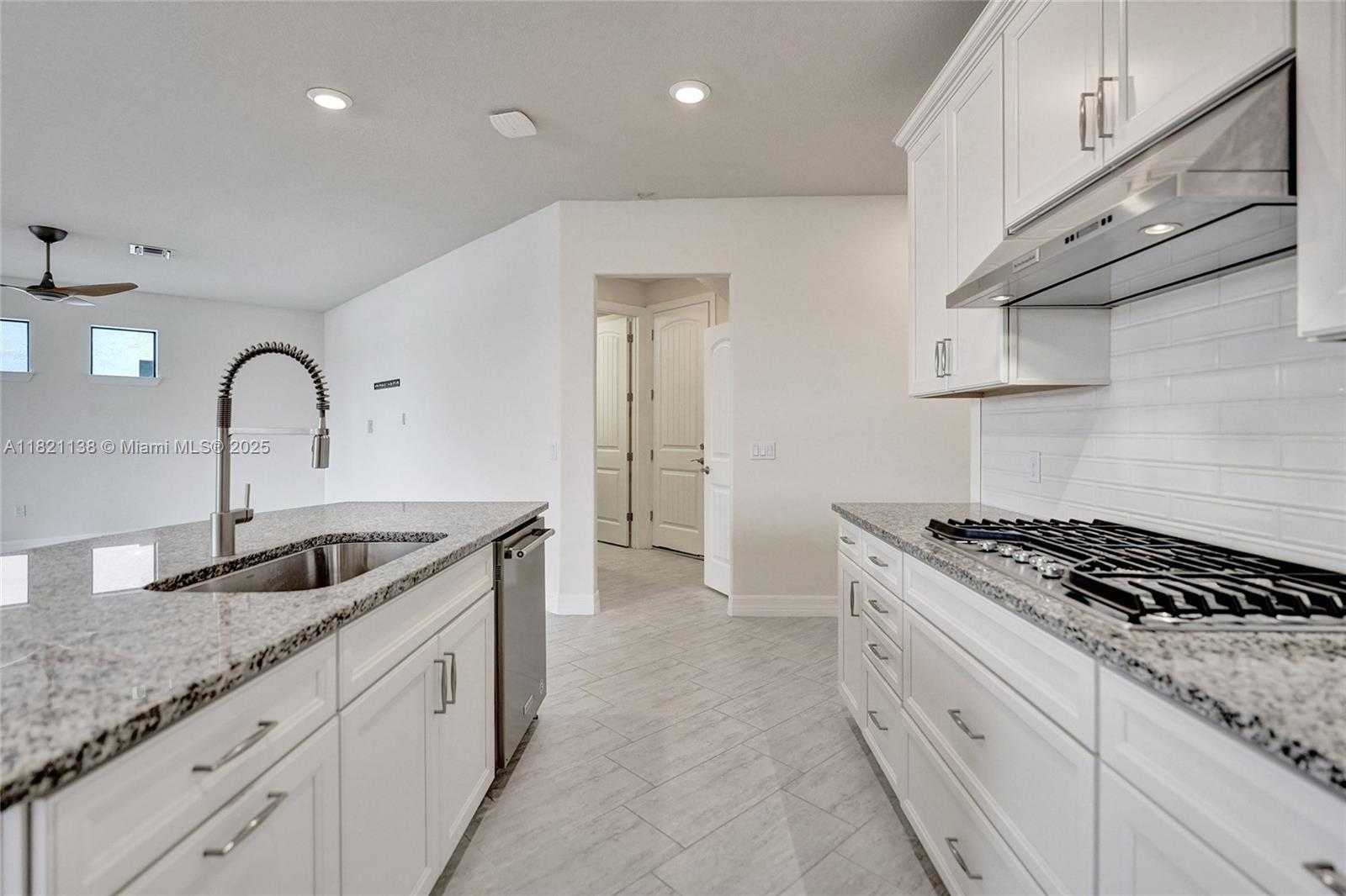 Small Image of 4833 SAN FRATELLO CIR, Lake Worth Number 72