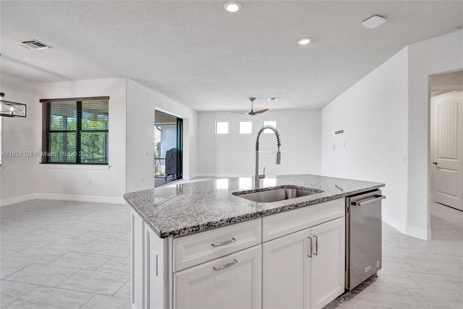 Small Image of 4833 SAN FRATELLO CIR, Lake Worth Number 76