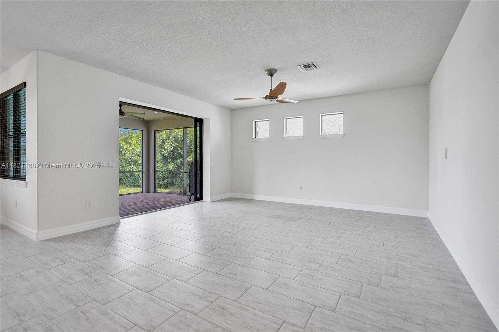 Small Image of 4833 SAN FRATELLO CIR, Lake Worth Number 79