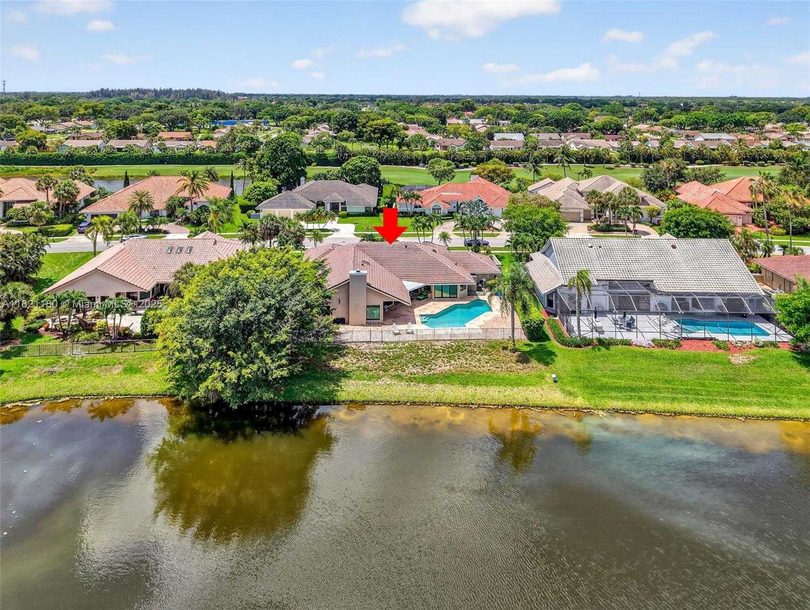 Small Image of 10755 STONEBRIDGE BLVD, Boca Raton Number 2