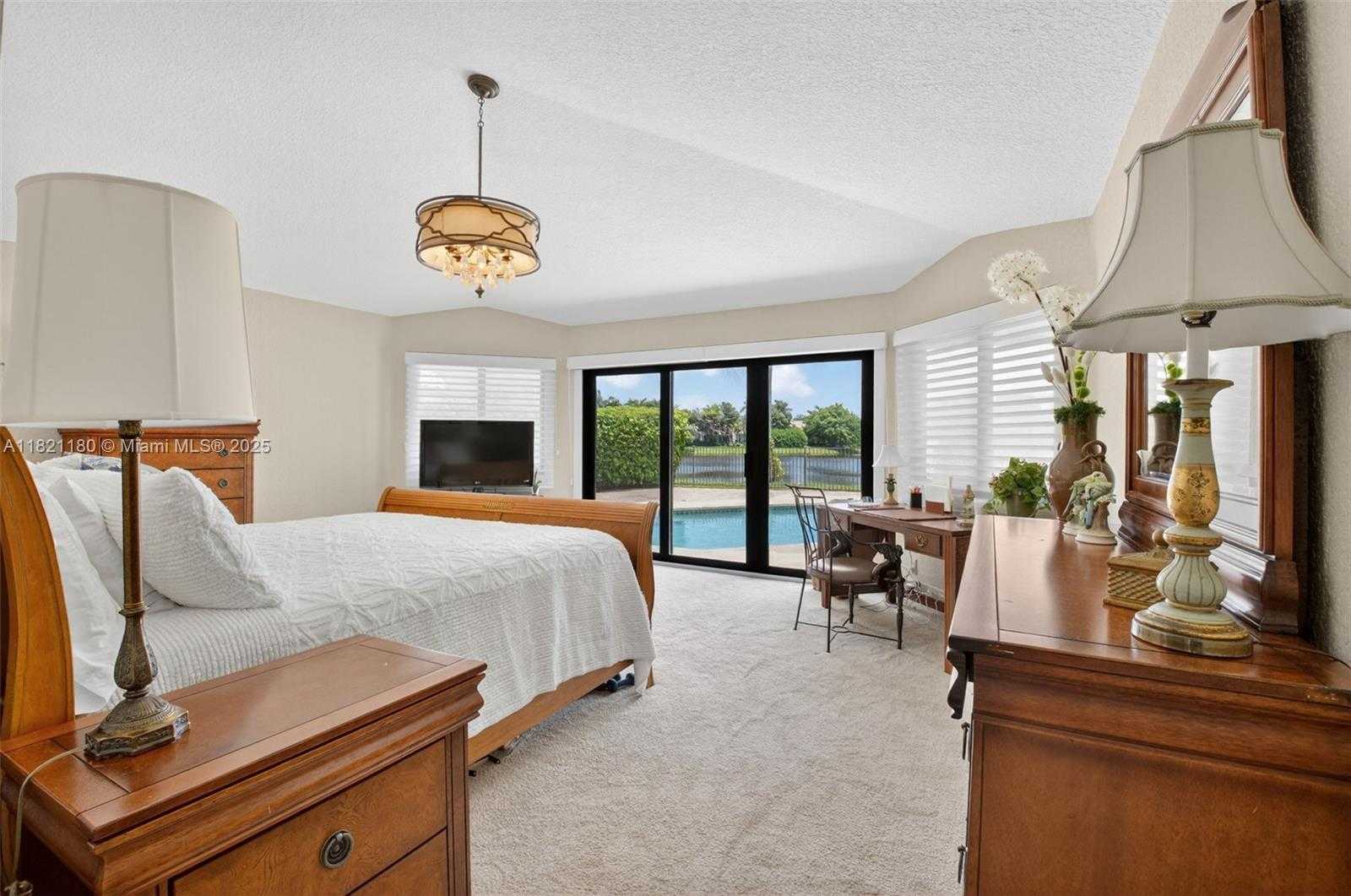 Small Image of 10755 STONEBRIDGE BLVD, Boca Raton Number 24