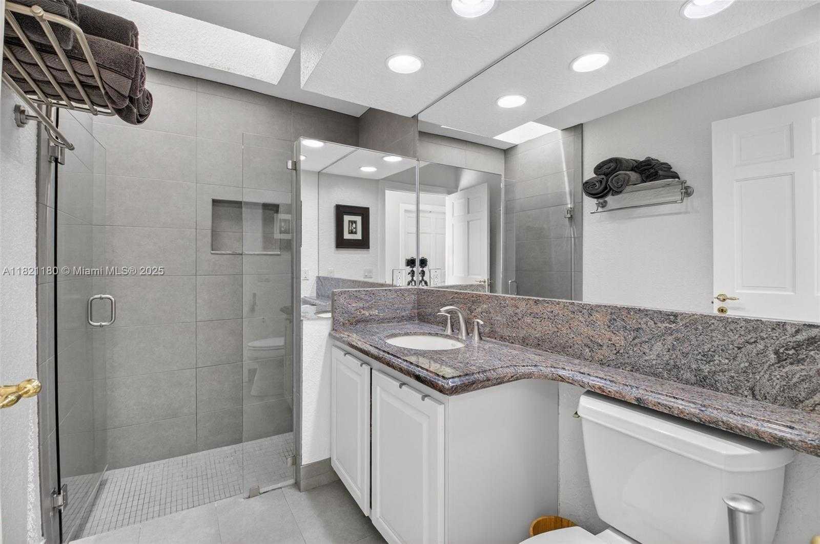Small Image of 10755 STONEBRIDGE BLVD, Boca Raton Number 28