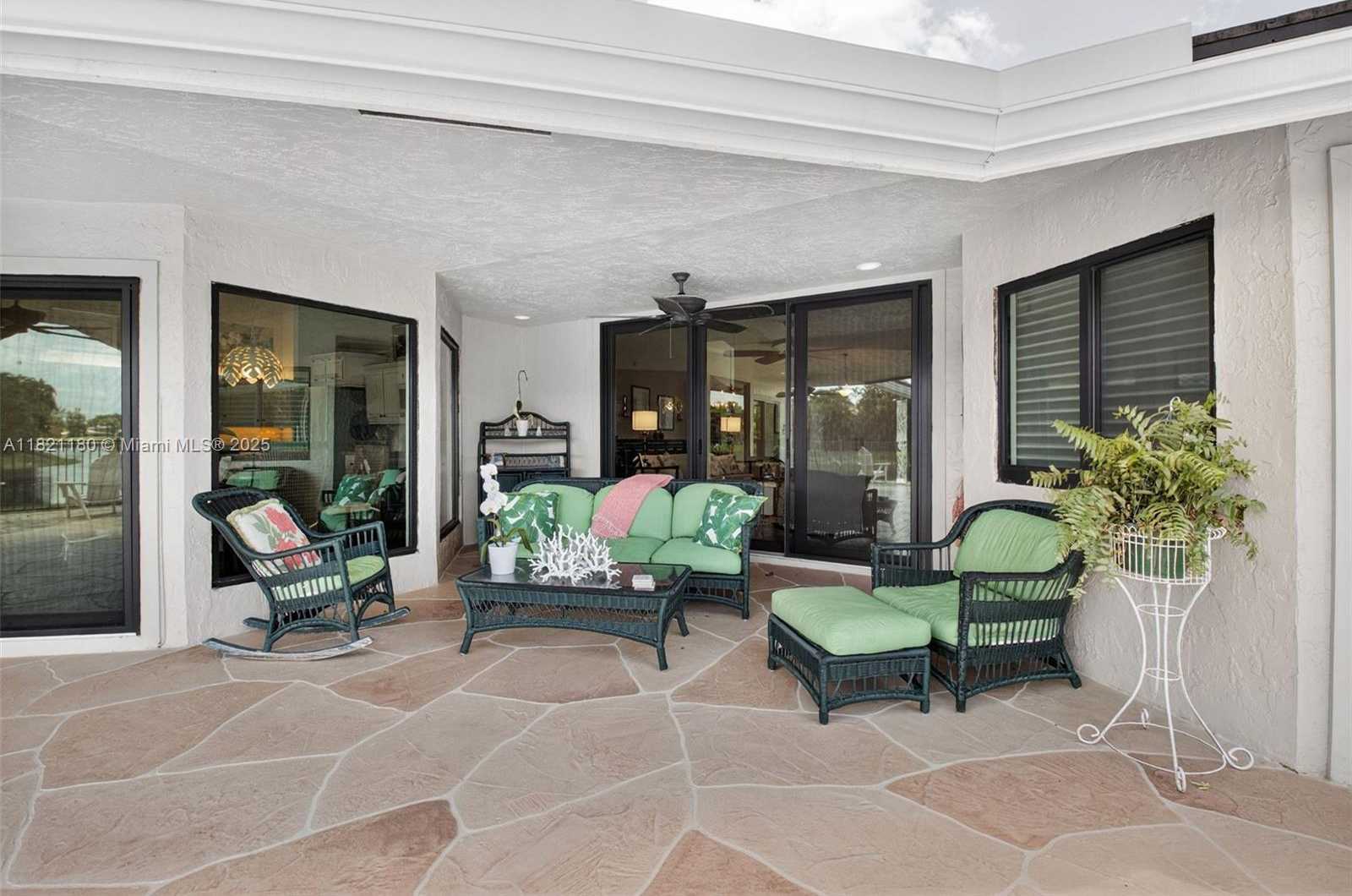 Small Image of 10755 STONEBRIDGE BLVD, Boca Raton Number 36
