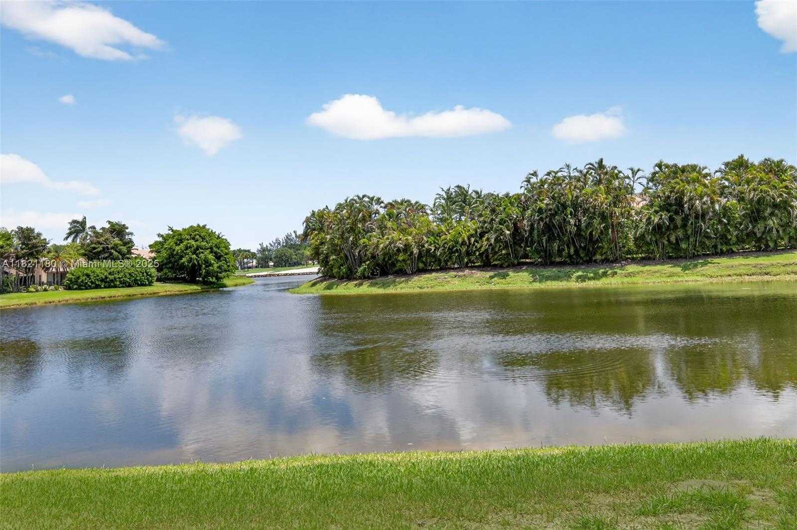 Small Image of 10755 STONEBRIDGE BLVD, Boca Raton Number 38