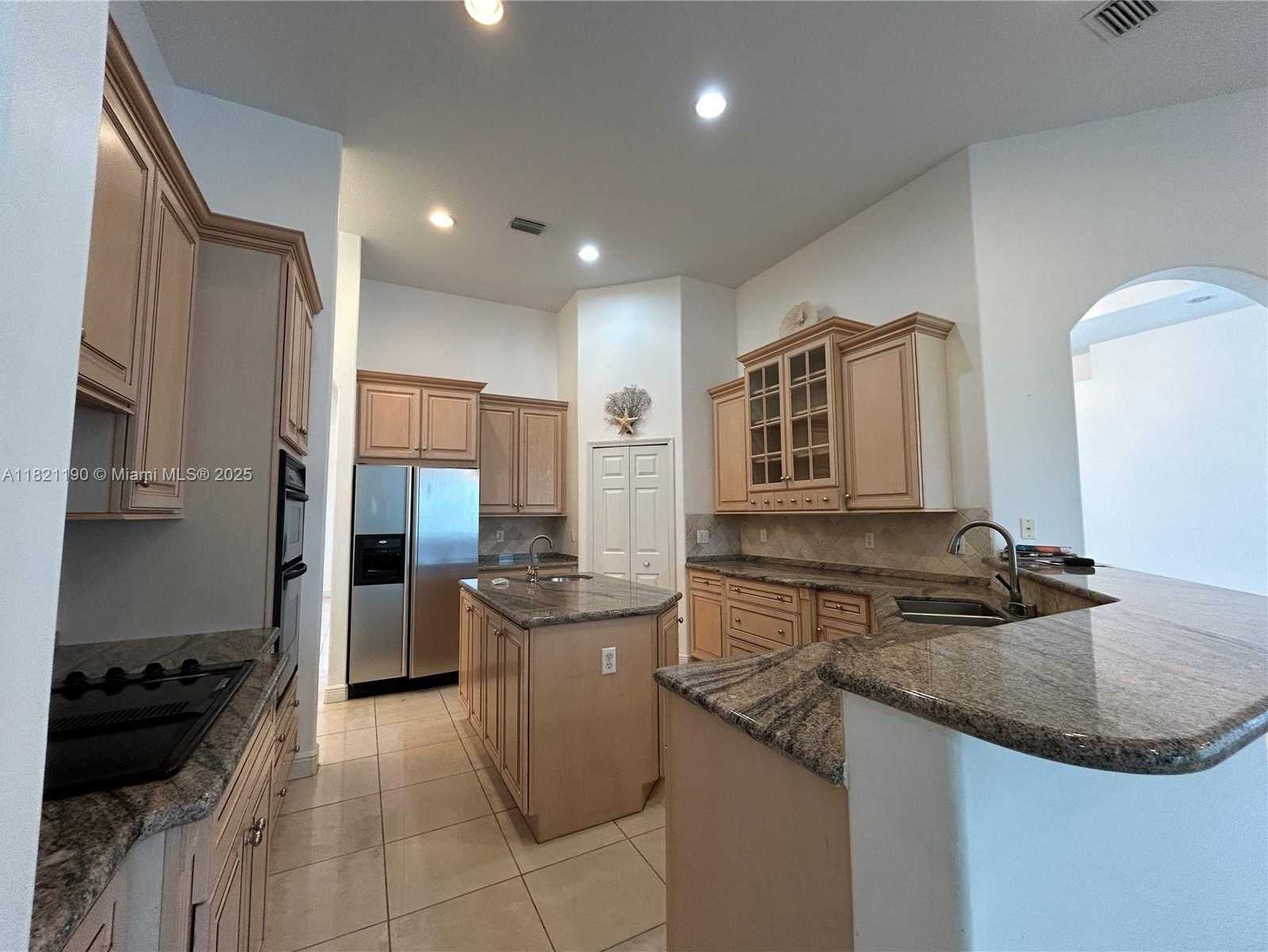 Small Image of 2640 FAIRWAYS DR, Homestead Number 13