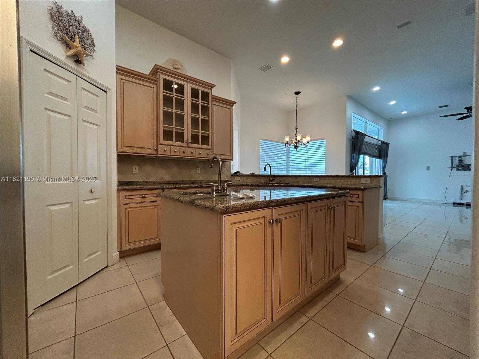 Small Image of 2640 FAIRWAYS DR, Homestead Number 14