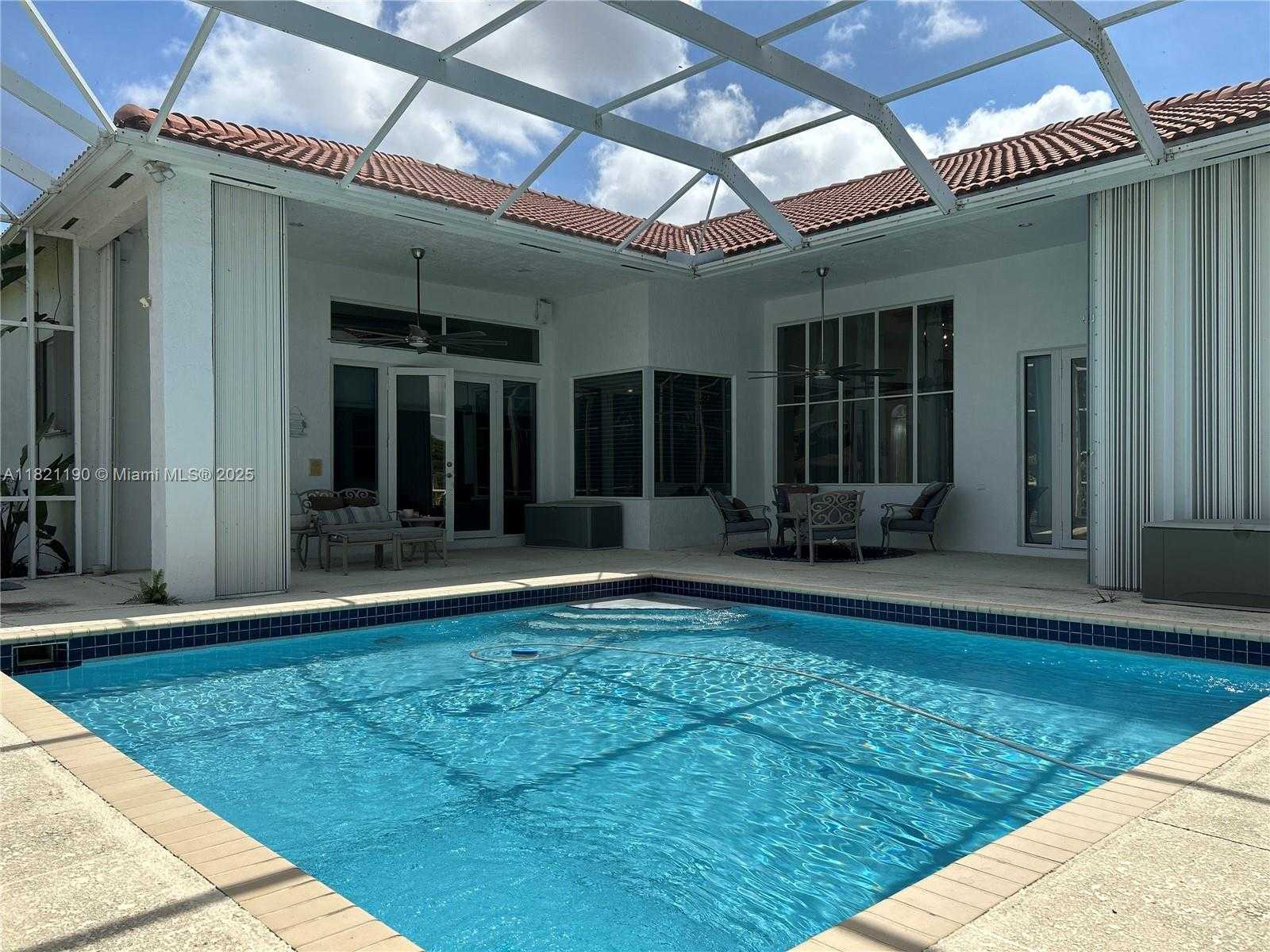 Small Image of 2640 FAIRWAYS DR, Homestead Number 15