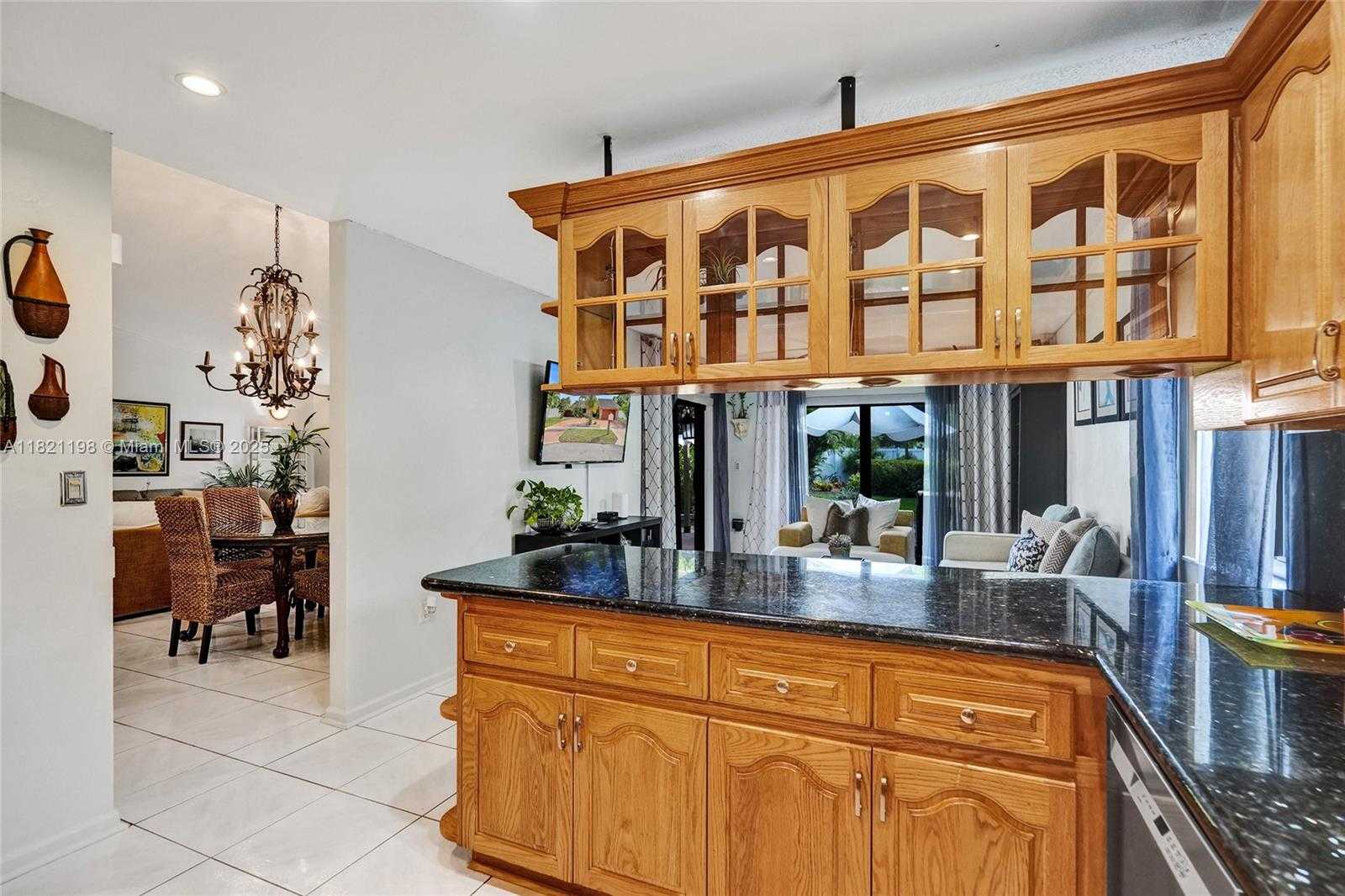 Small Image of 10030 SOUTH WEST 8TH ST, Pembroke Pines Number 12