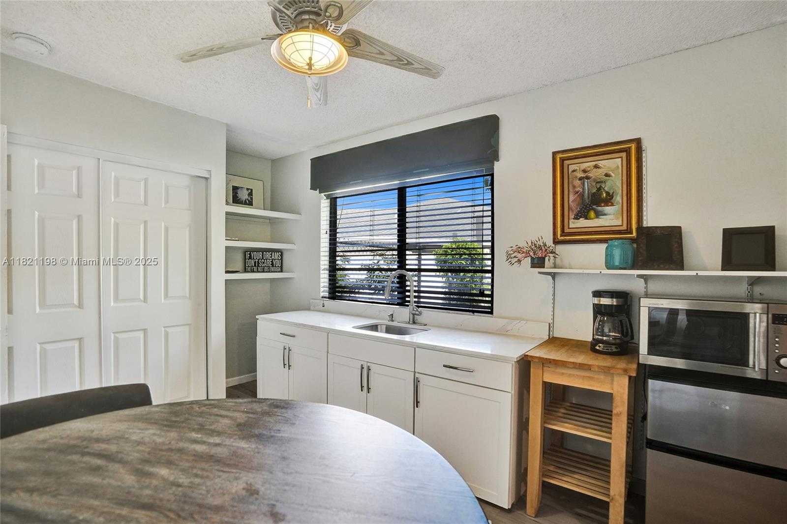 Small Image of 10030 SOUTH WEST 8TH ST, Pembroke Pines Number 25