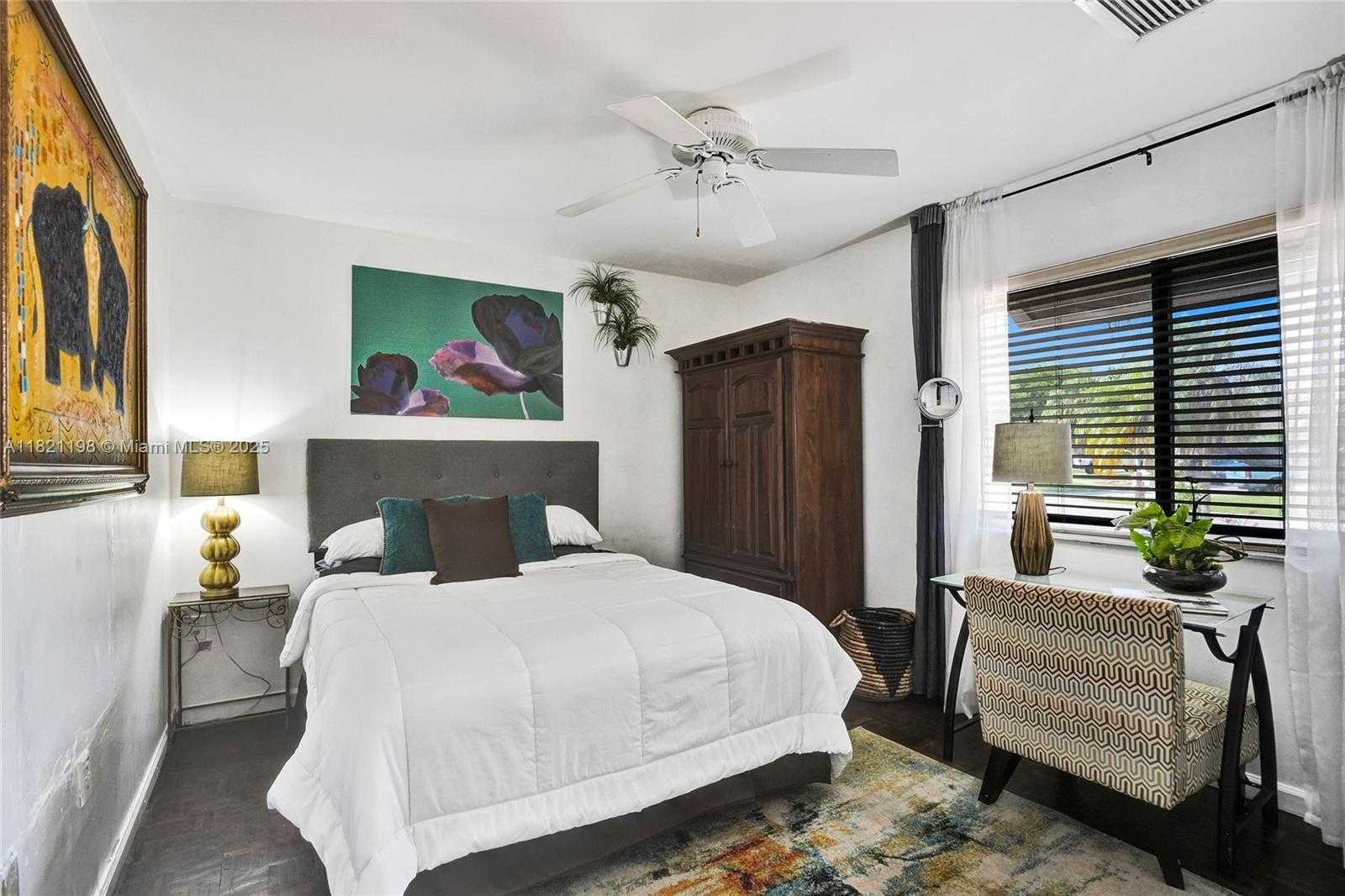 Small Image of 10030 SOUTH WEST 8TH ST, Pembroke Pines Number 26