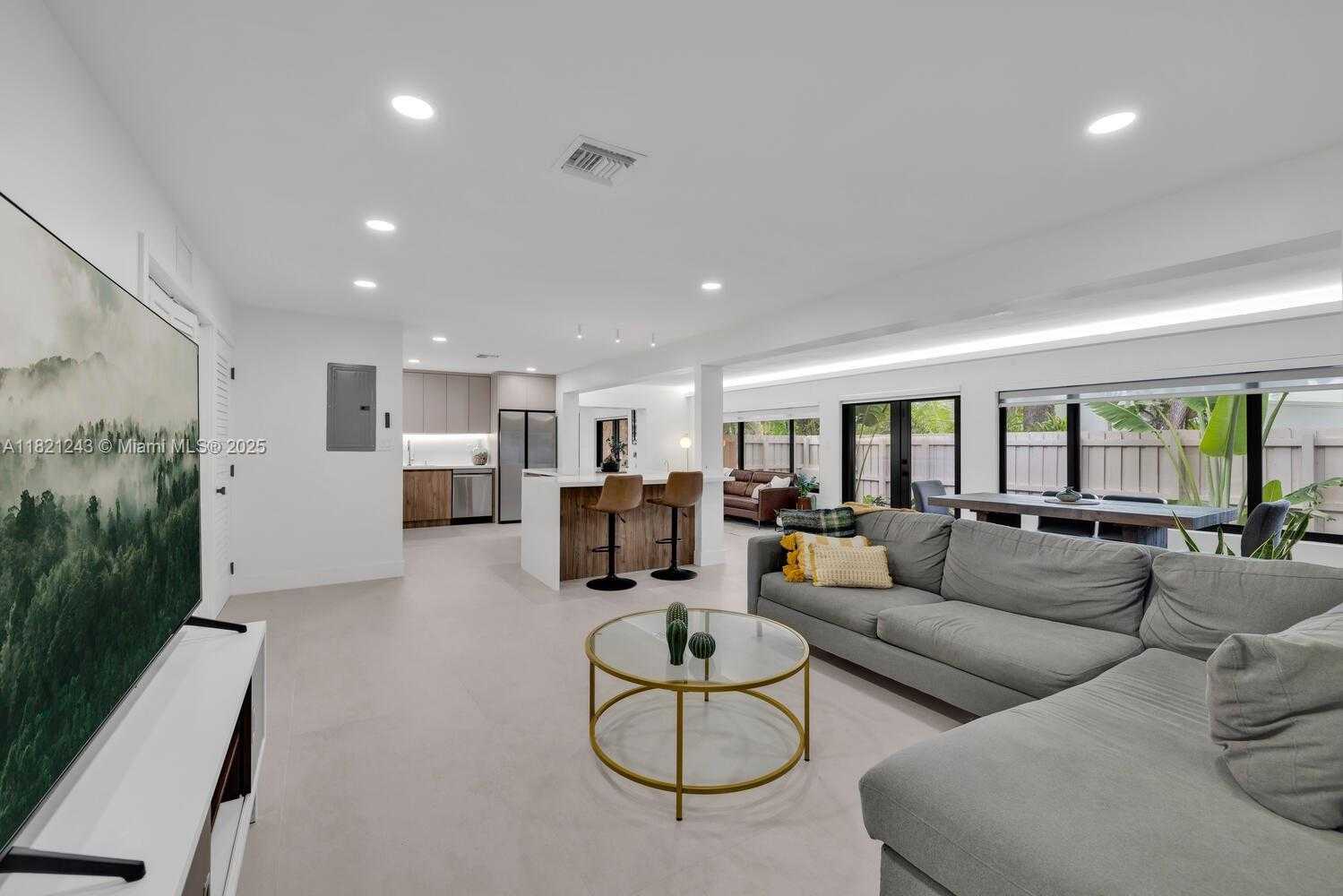 Small Image of 220 NORTH EAST 105TH ST, Miami Shores Number 12