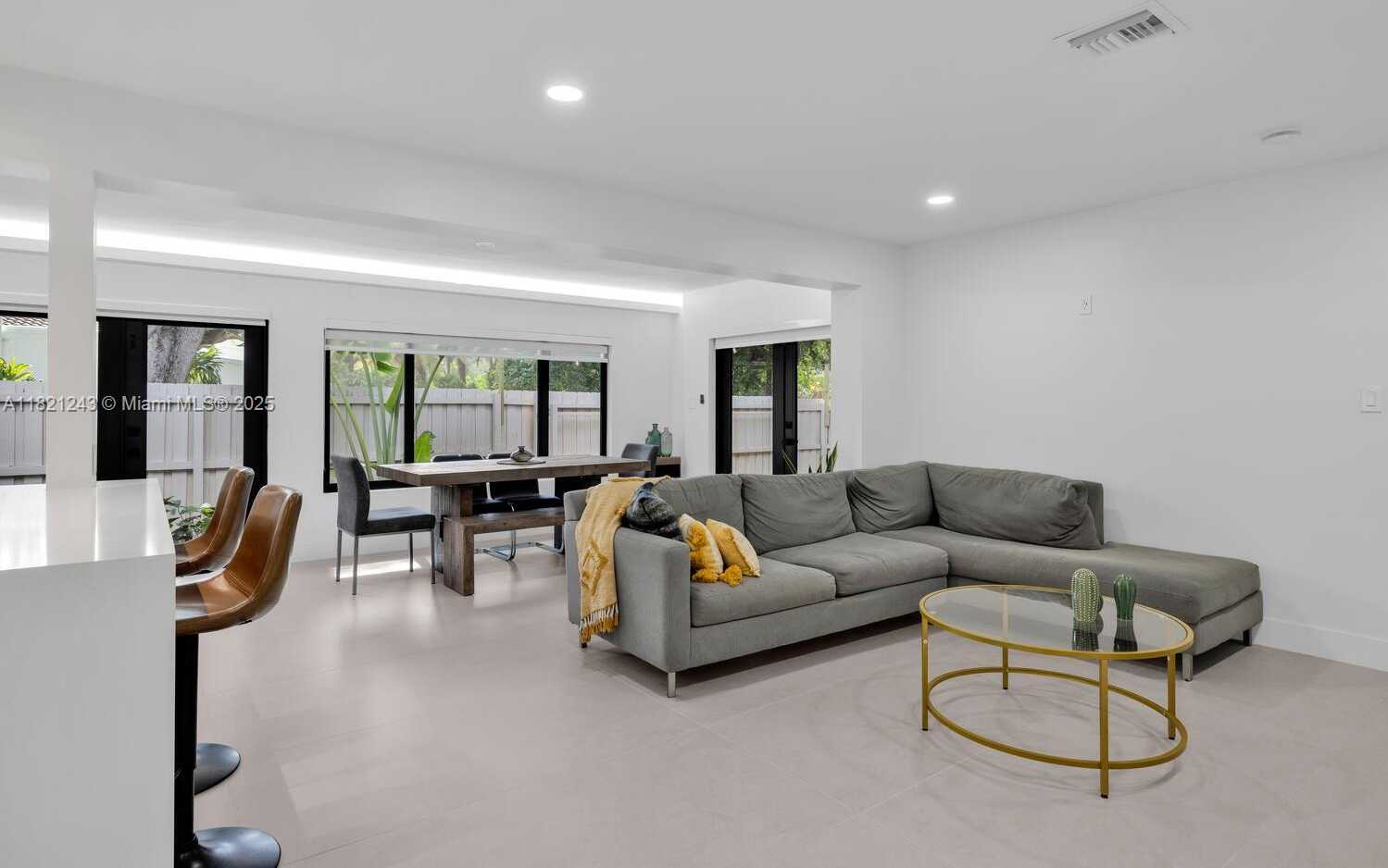 Small Image of 220 NORTH EAST 105TH ST, Miami Shores Number 16