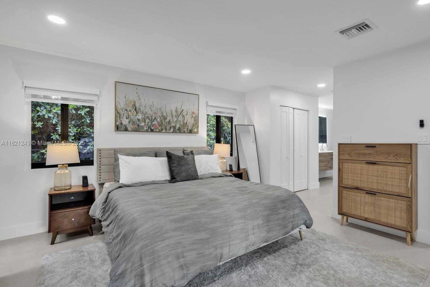 Small Image of 220 NORTH EAST 105TH ST, Miami Shores Number 18