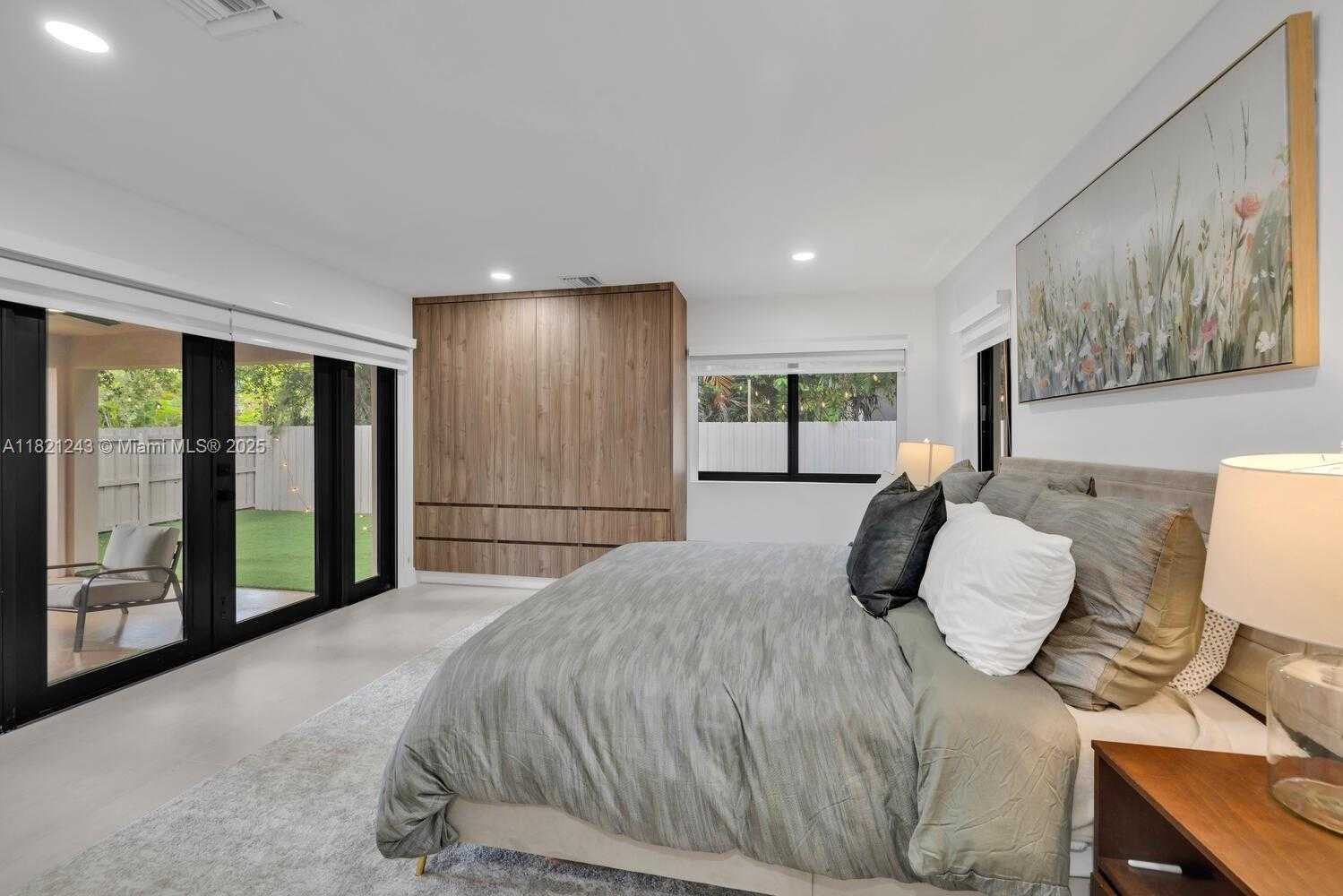 Small Image of 220 NORTH EAST 105TH ST, Miami Shores Number 19