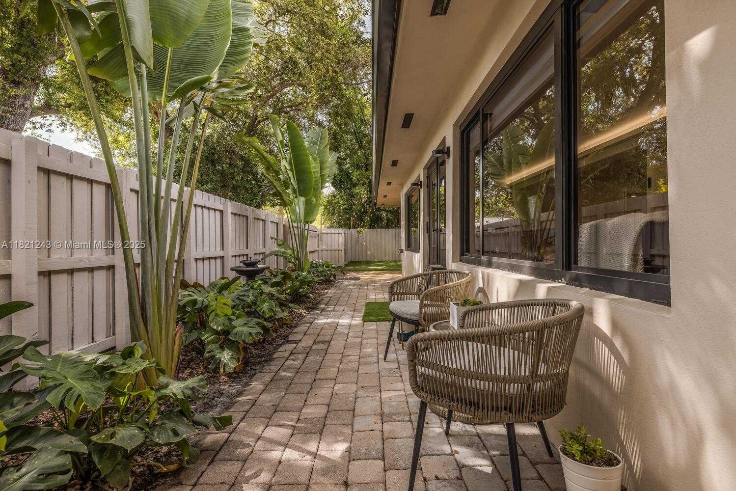 Small Image of 220 NORTH EAST 105TH ST, Miami Shores Number 22