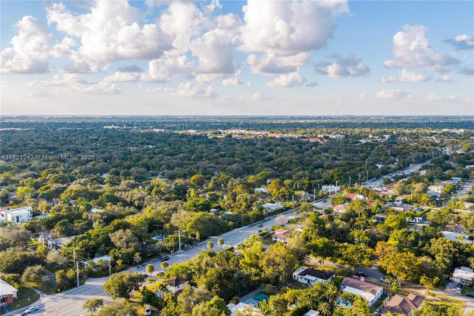 Small Image of 220 NORTH EAST 105TH ST, Miami Shores Number 37