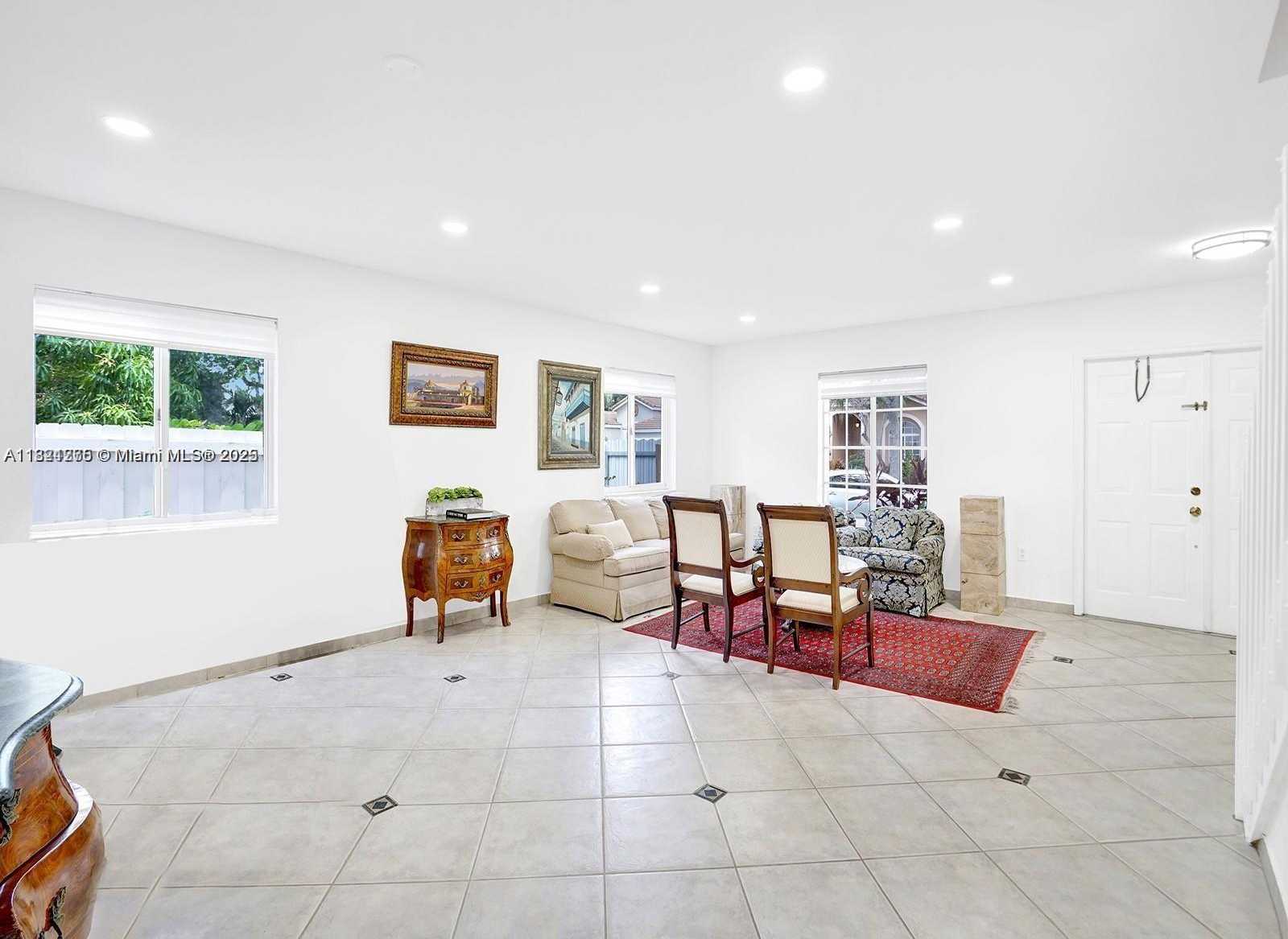 Small Image of 5343 NORTH WEST 111TH CT, Doral Number 11