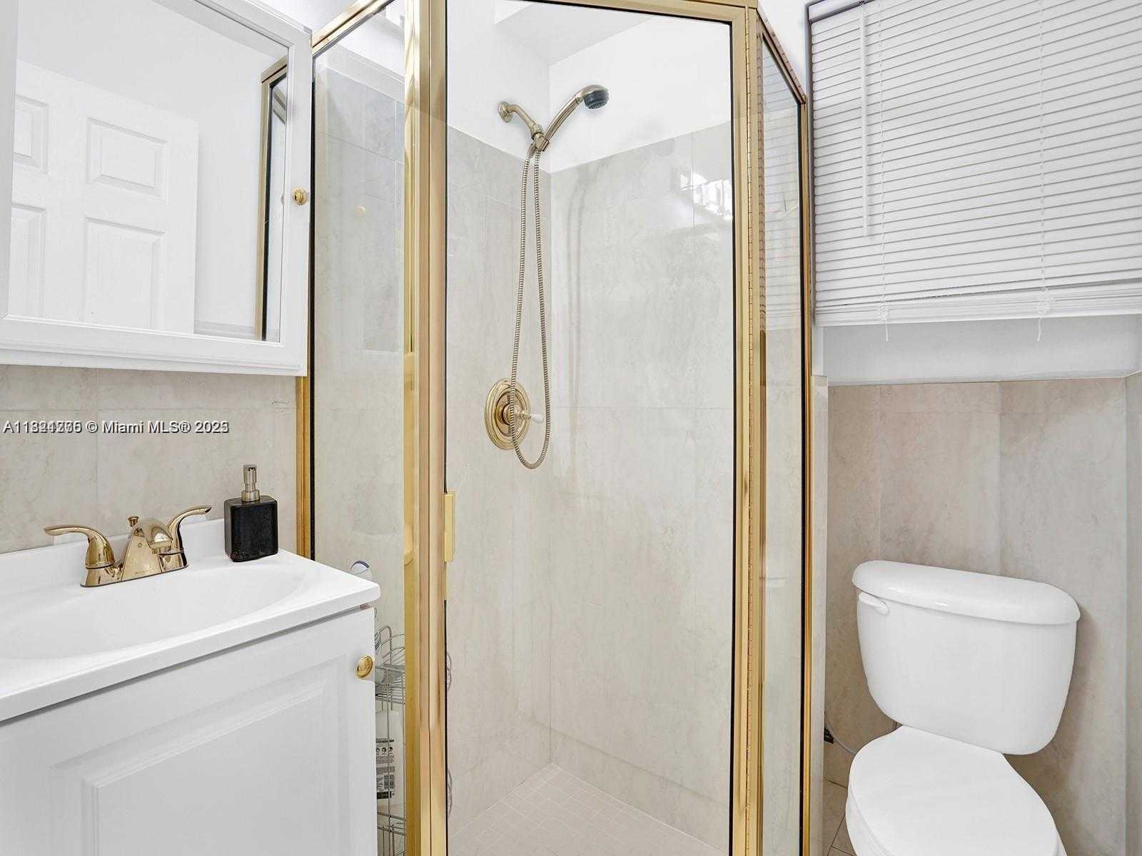 Small Image of 5343 NORTH WEST 111TH CT, Doral Number 14