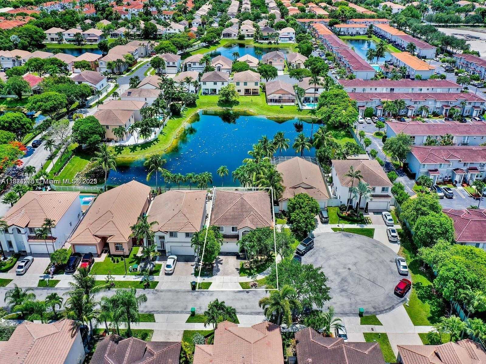 Small Image of 5343 NORTH WEST 111TH CT, Doral Number 18