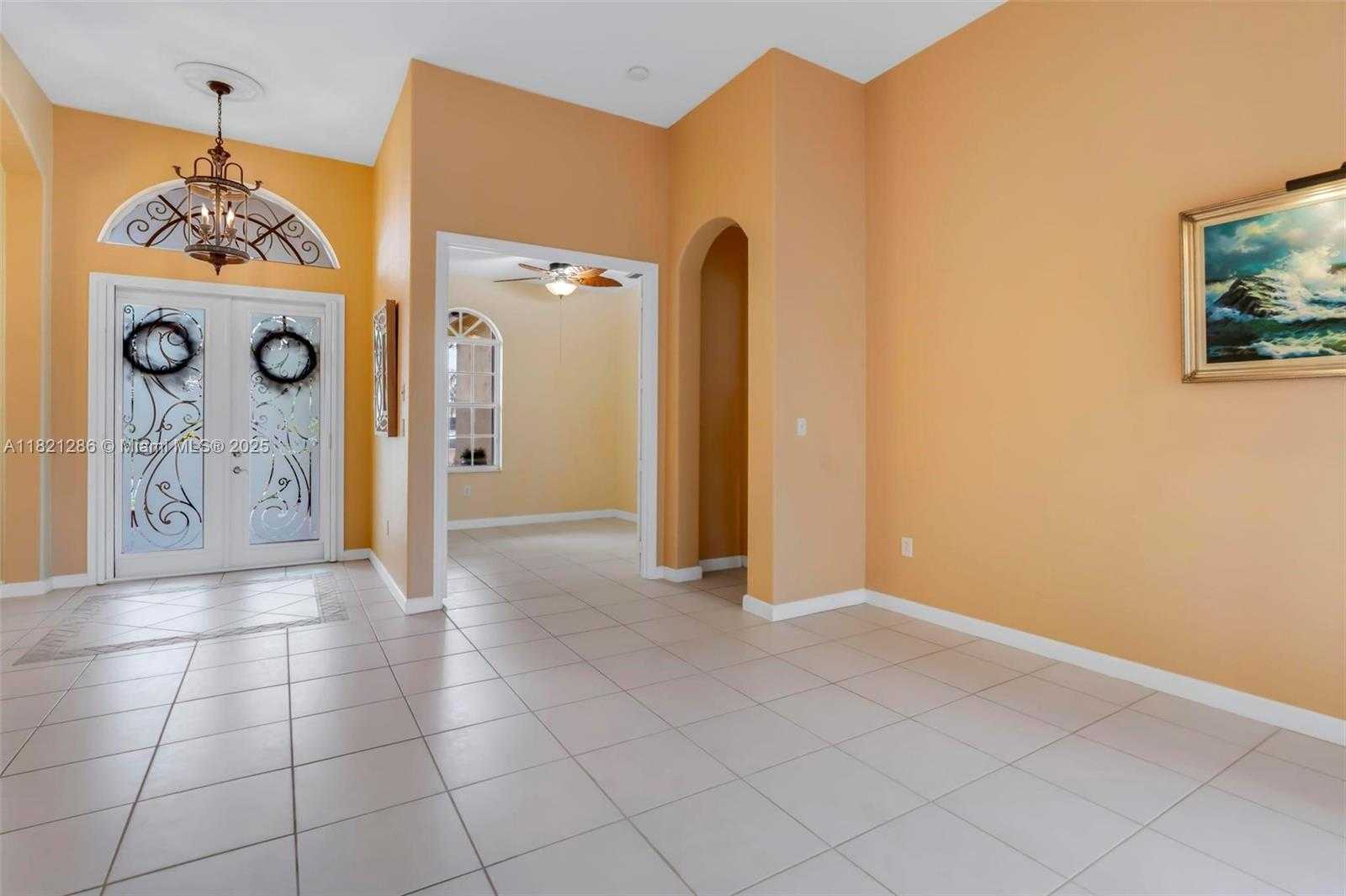 Small Image of 1925 NORTH WEST 167TH TER, Pembroke Pines Number 10