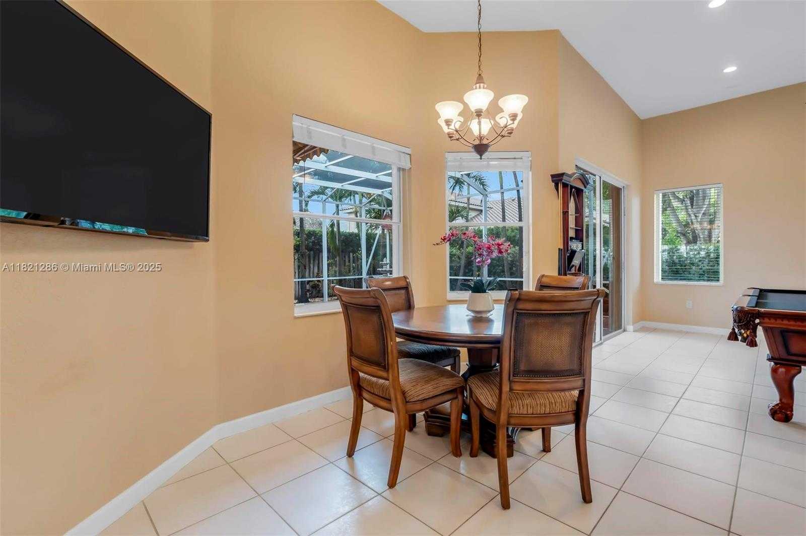 Small Image of 1925 NORTH WEST 167TH TER, Pembroke Pines Number 21