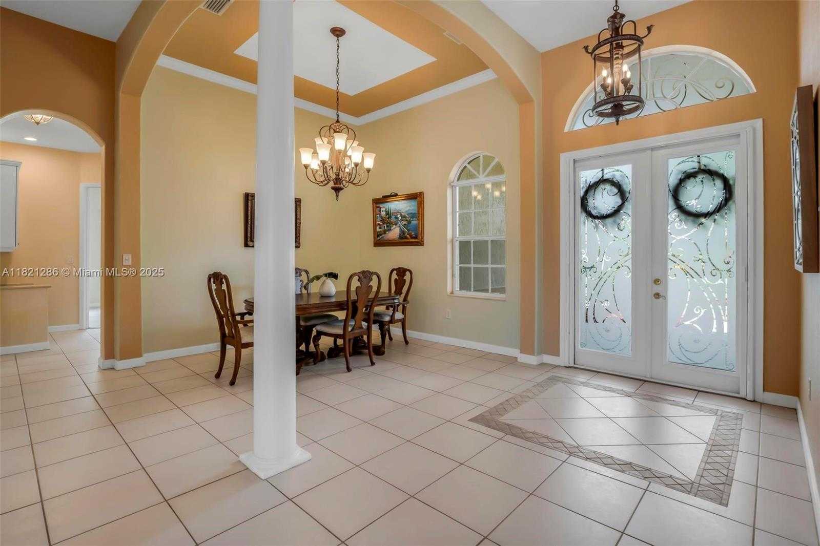 Small Image of 1925 NORTH WEST 167TH TER, Pembroke Pines Number 3