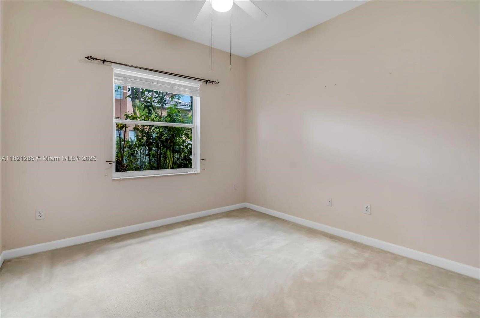 Small Image of 1925 NORTH WEST 167TH TER, Pembroke Pines Number 40