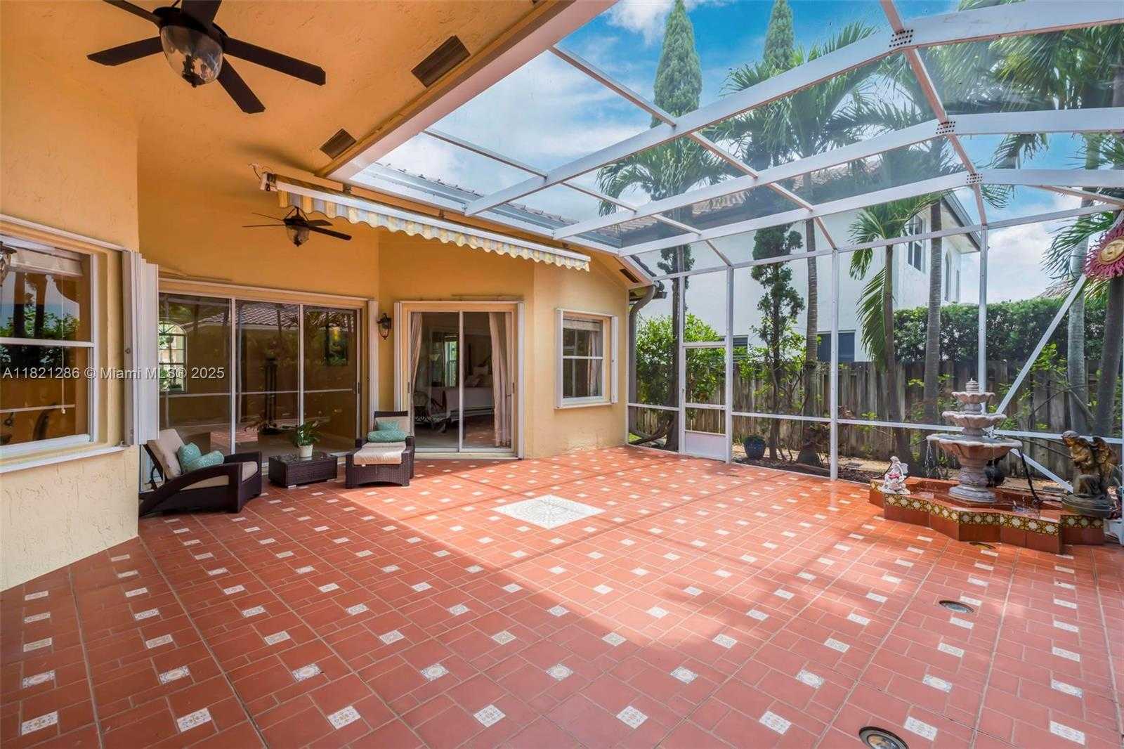 Small Image of 1925 NORTH WEST 167TH TER, Pembroke Pines Number 43