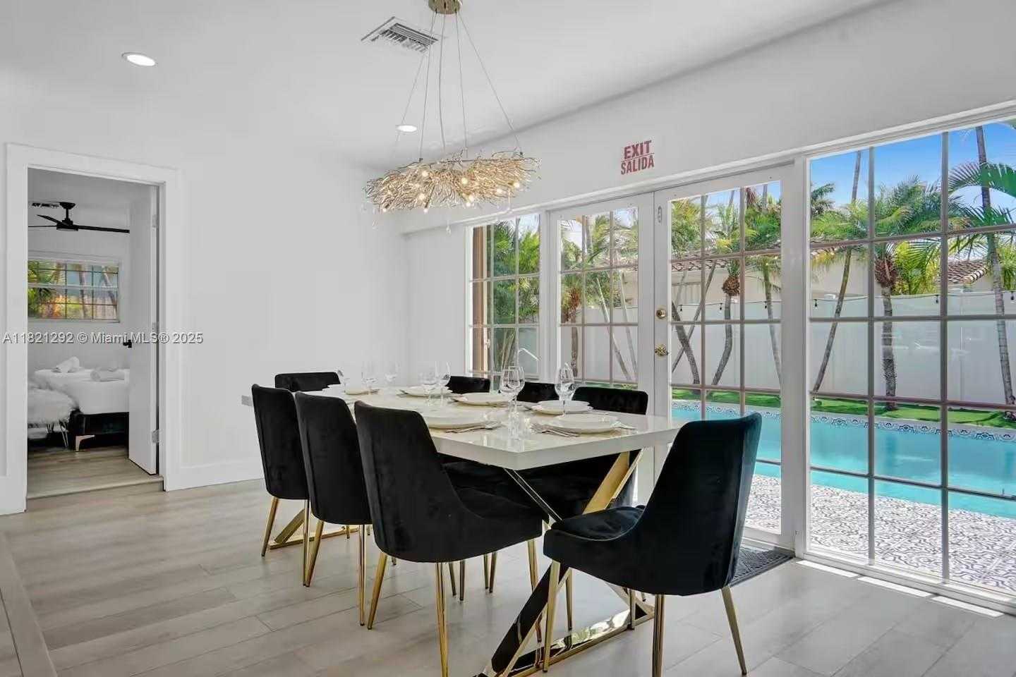 Small Image of 1244 GARFIELD ST, Hollywood Number 10