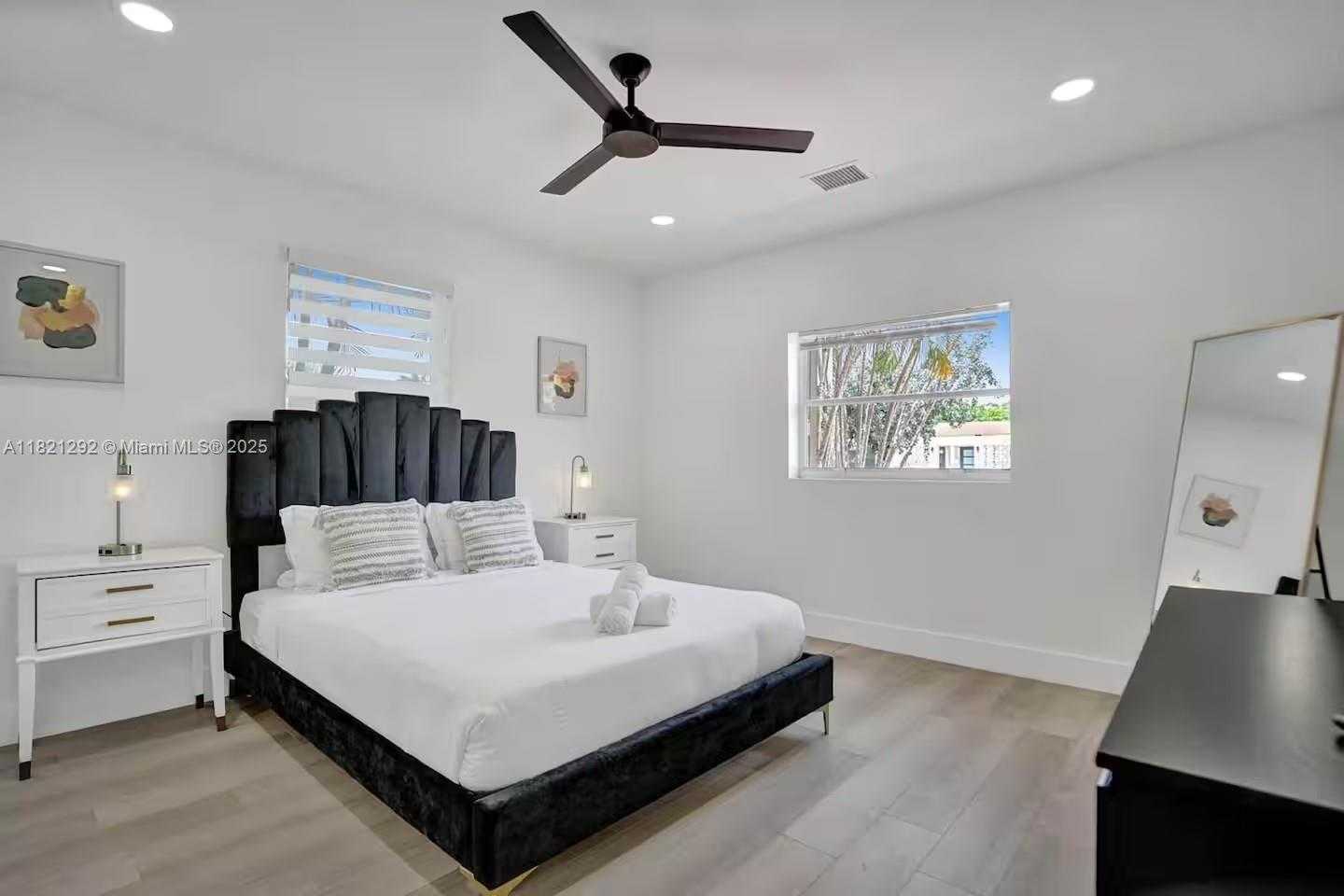 Small Image of 1244 GARFIELD ST, Hollywood Number 28