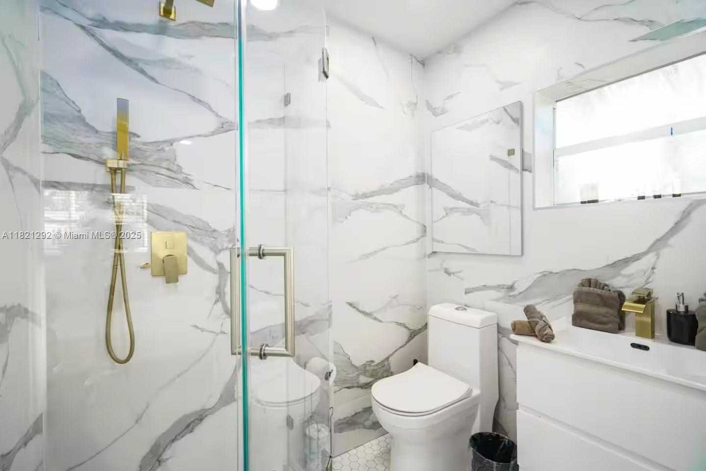 Small Image of 1244 GARFIELD ST, Hollywood Number 45