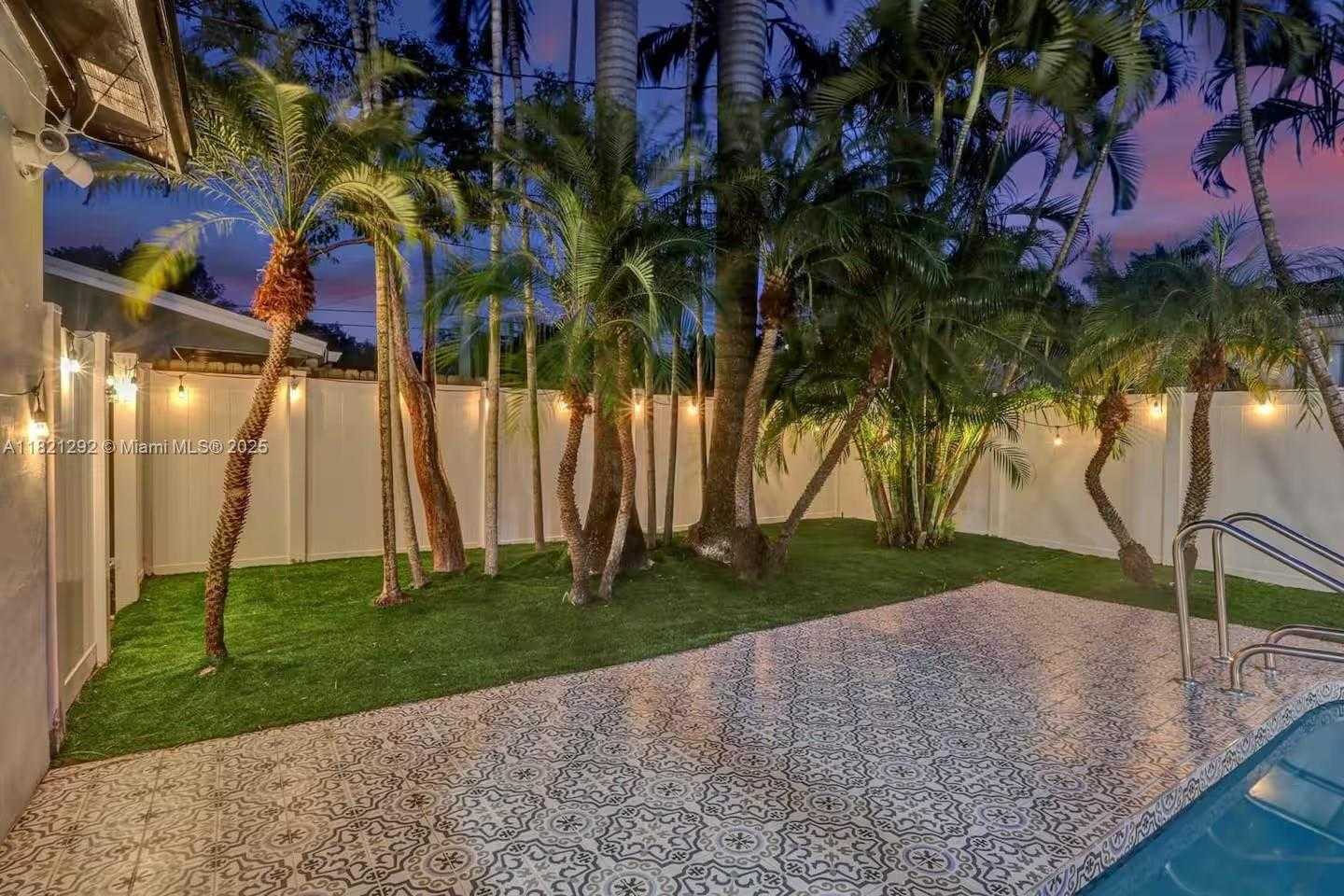 Small Image of 1244 GARFIELD ST, Hollywood Number 54