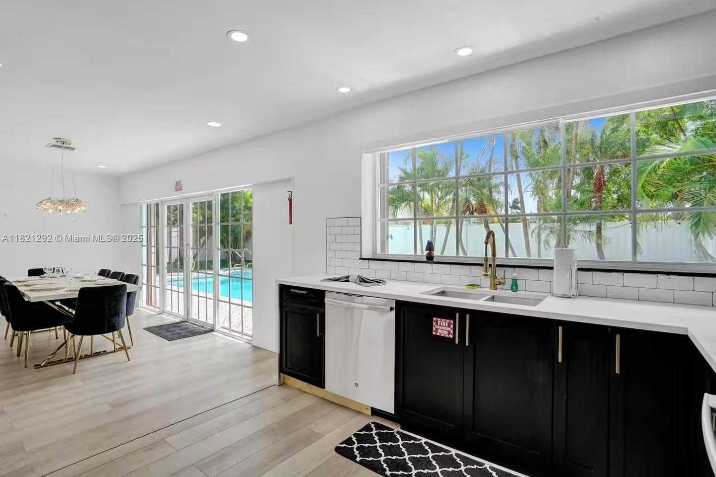 Small Image of 1244 GARFIELD ST, Hollywood Number 8