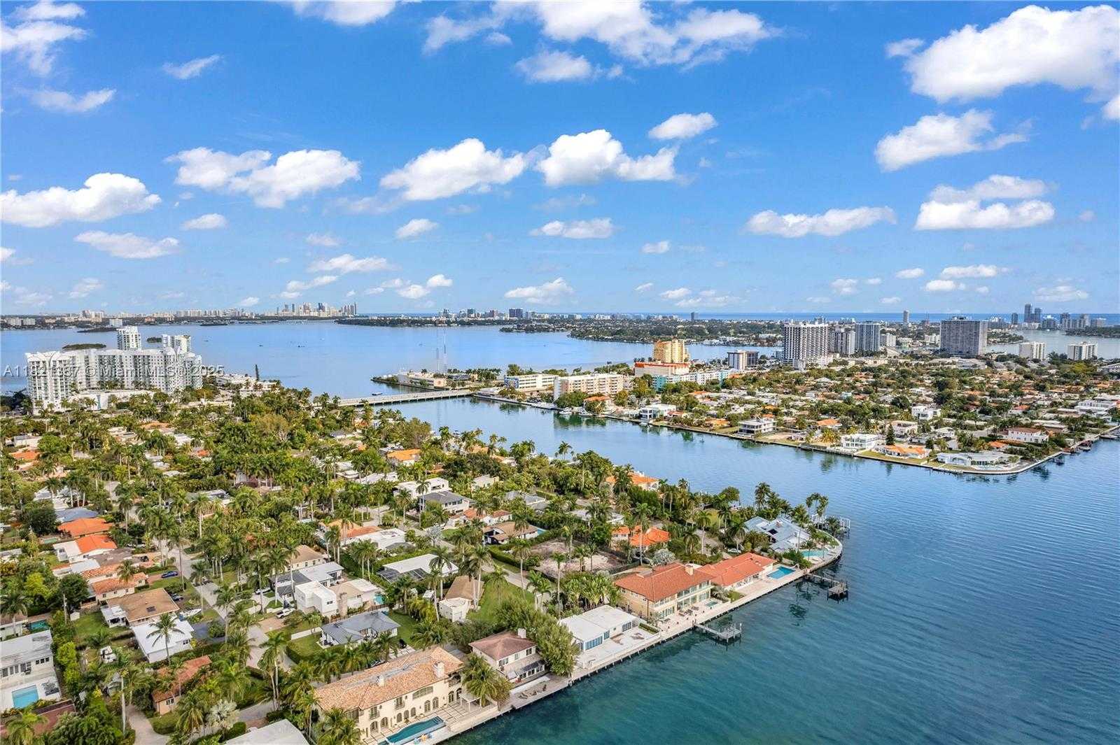 Small Image of 7431 COQUINA DR, North Bay Village Number 18
