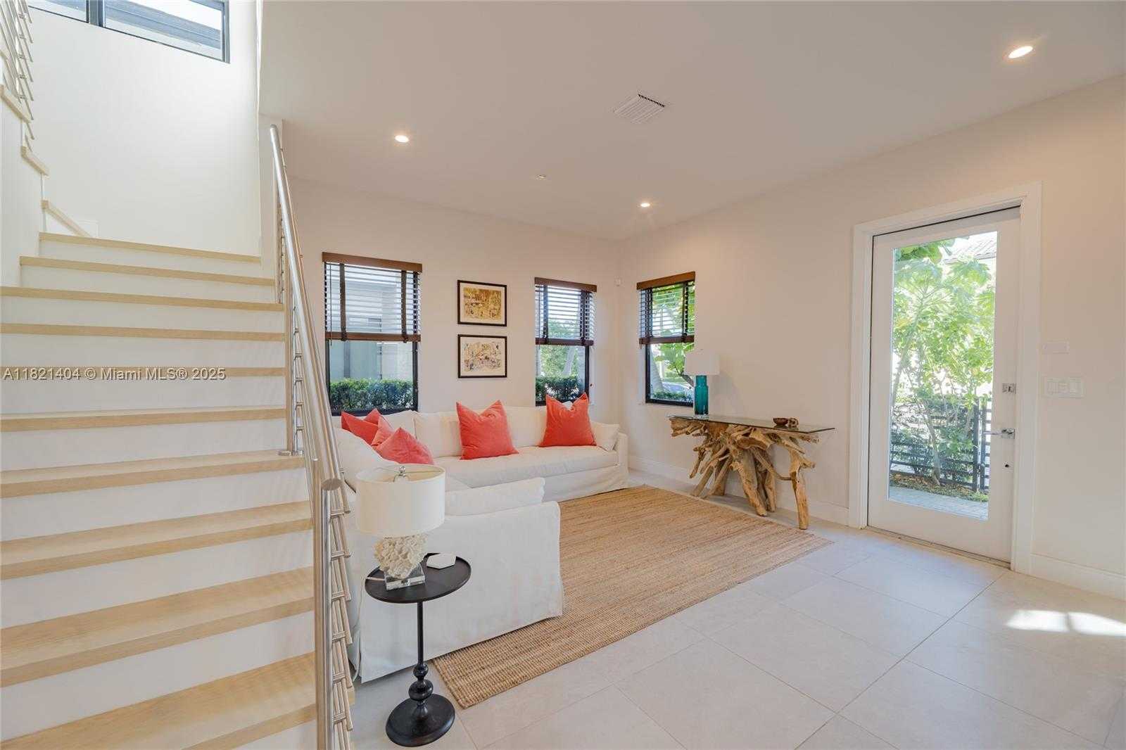 Small Image of 8217 NORTH WEST 46TH ST, Doral Number 13