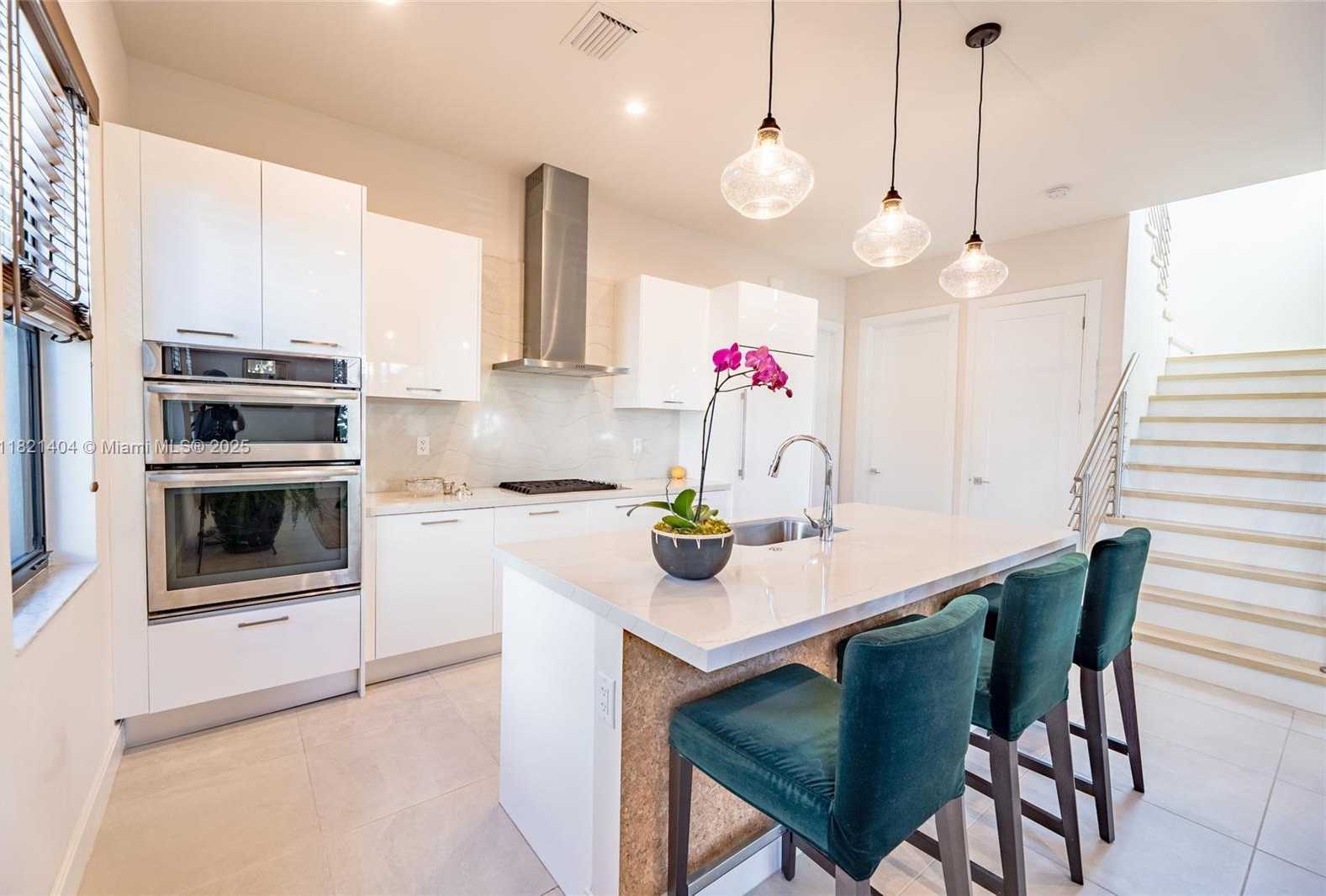 Small Image of 8217 NORTH WEST 46TH ST, Doral Number 14