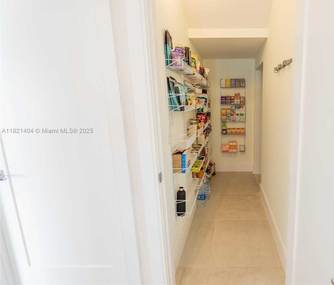 Small Image of 8217 NORTH WEST 46TH ST, Doral Number 17