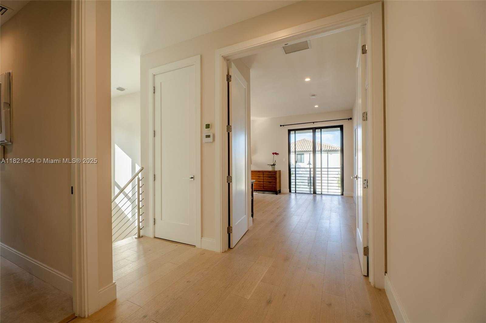 Small Image of 8217 NORTH WEST 46TH ST, Doral Number 20