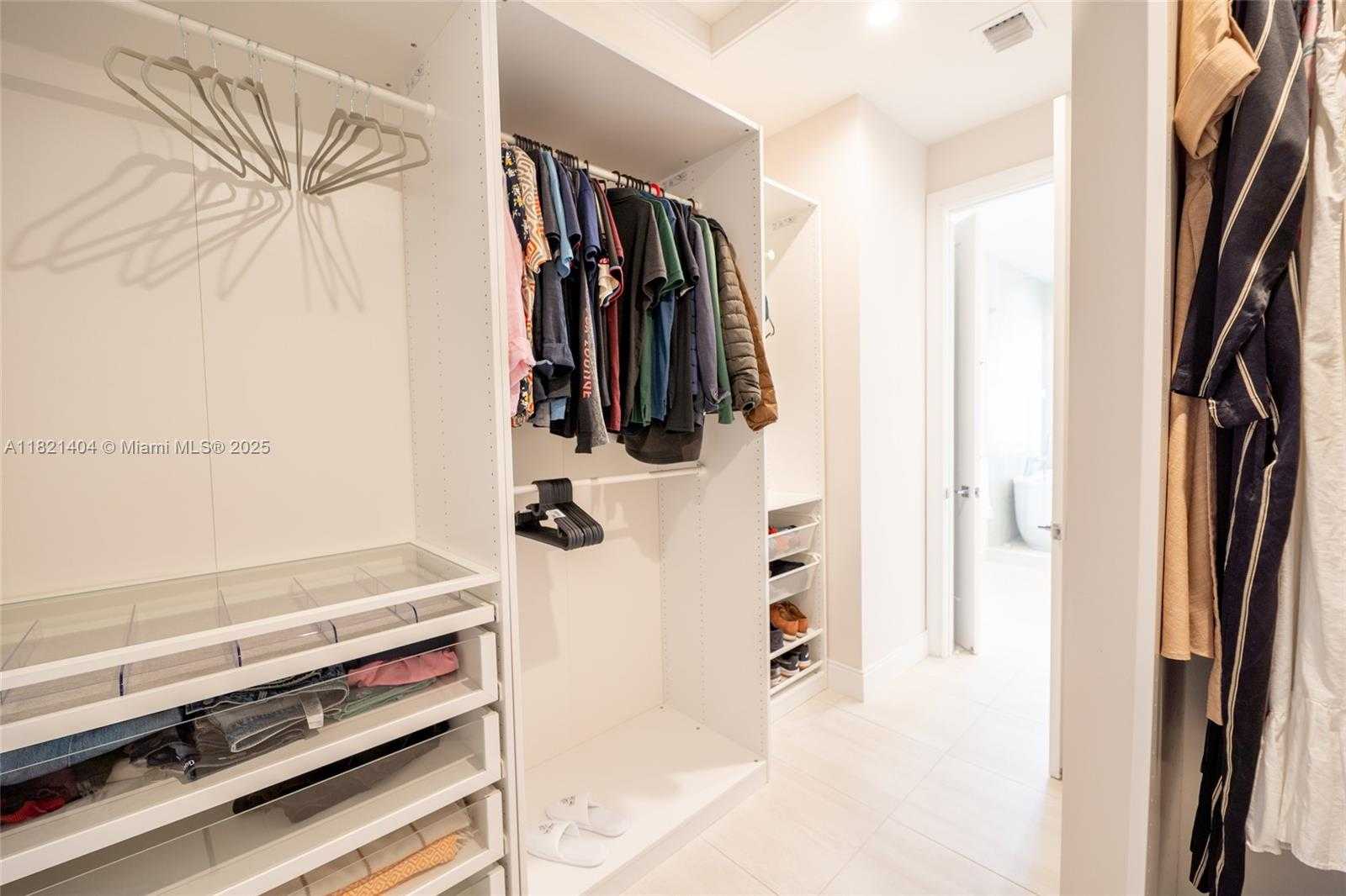 Small Image of 8217 NORTH WEST 46TH ST, Doral Number 26