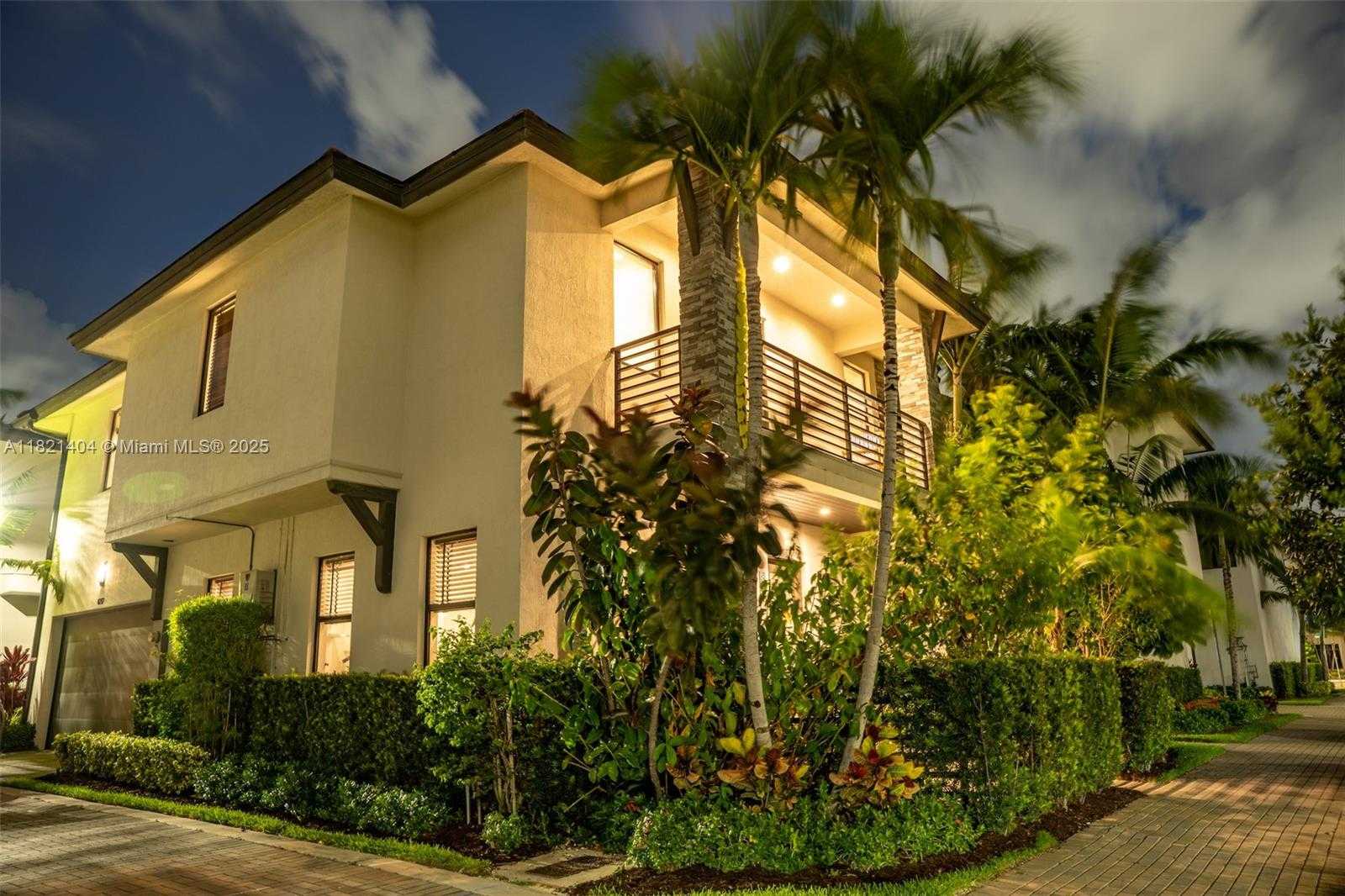 Small Image of 8217 NORTH WEST 46TH ST, Doral Number 43