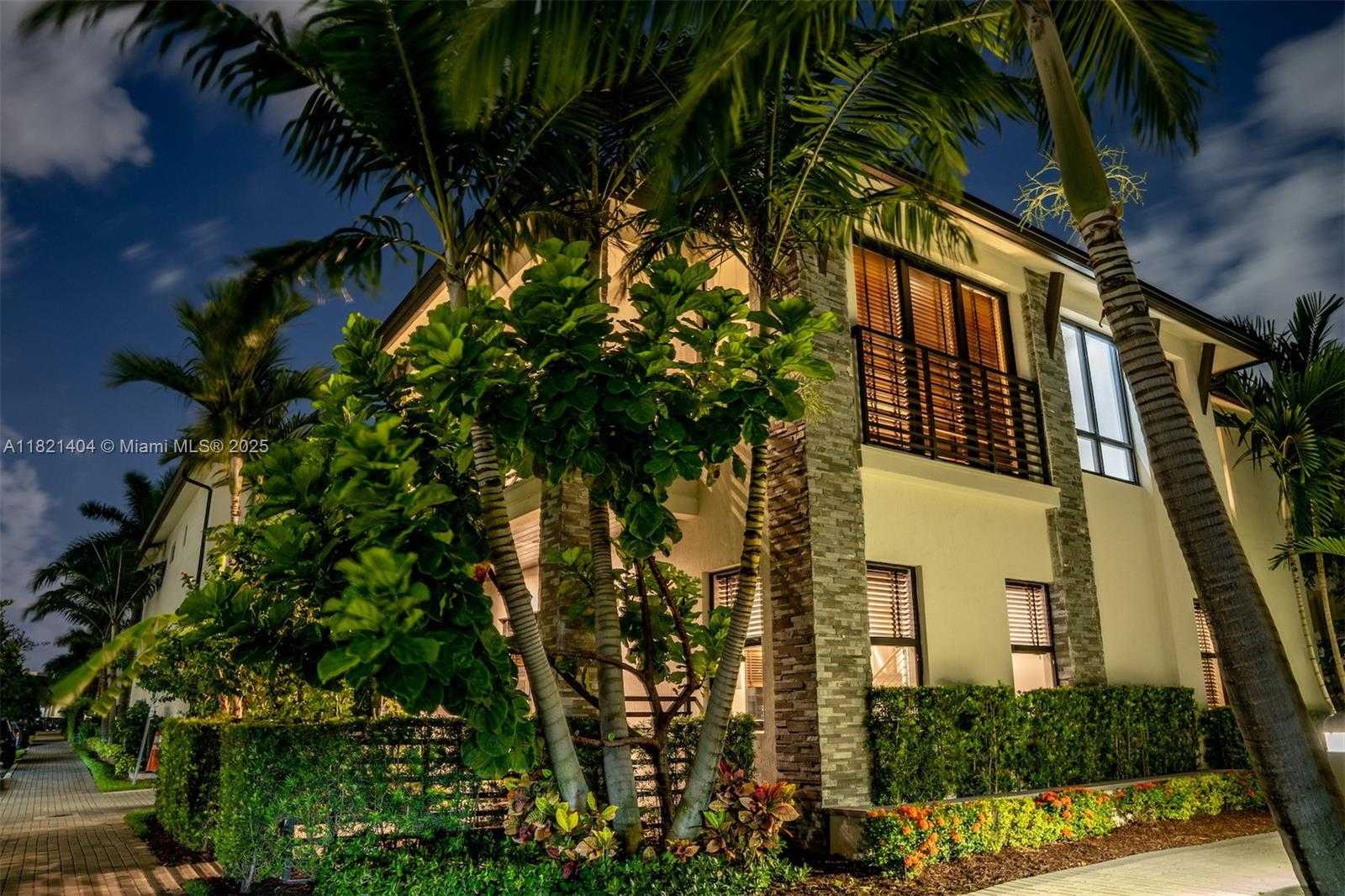 Small Image of 8217 NORTH WEST 46TH ST, Doral Number 44