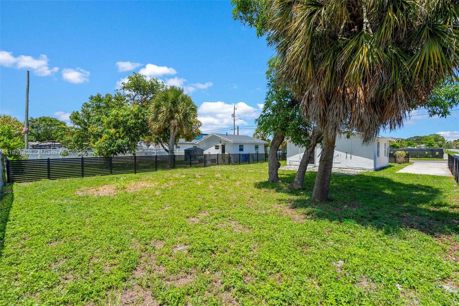 Small Image of 1001 NORTH WEST 4TH AVE, Pompano Beach Number 22