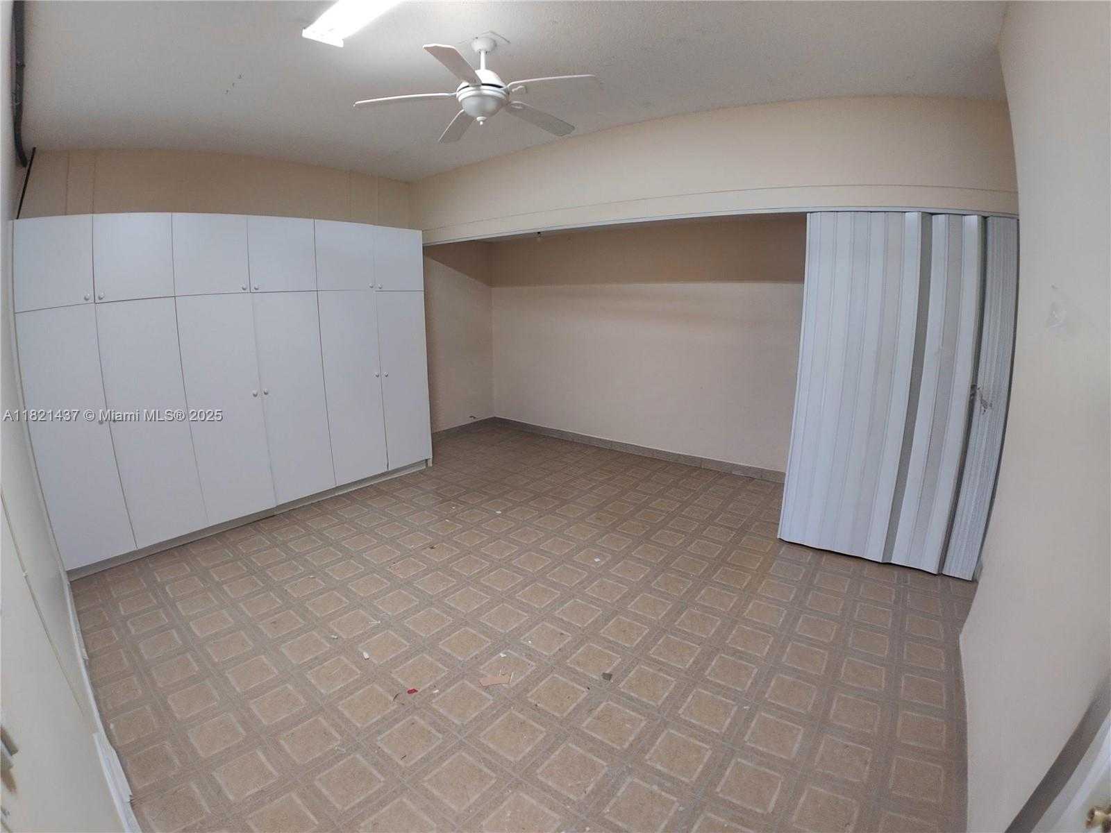 Small Image of 15651 NORTH WEST 14TH CT, Pembroke Pines Number 11
