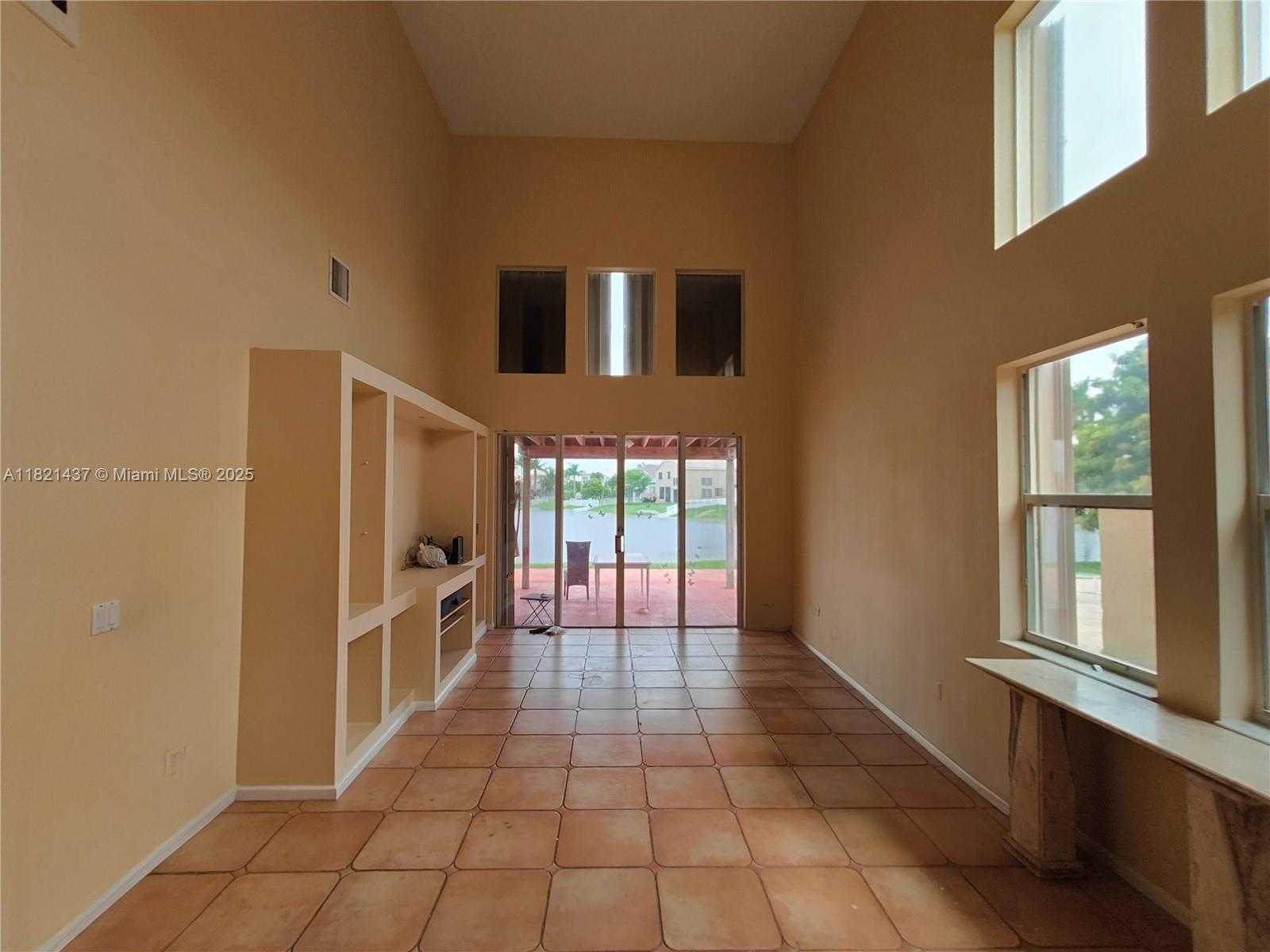 Small Image of 15651 NORTH WEST 14TH CT, Pembroke Pines Number 5