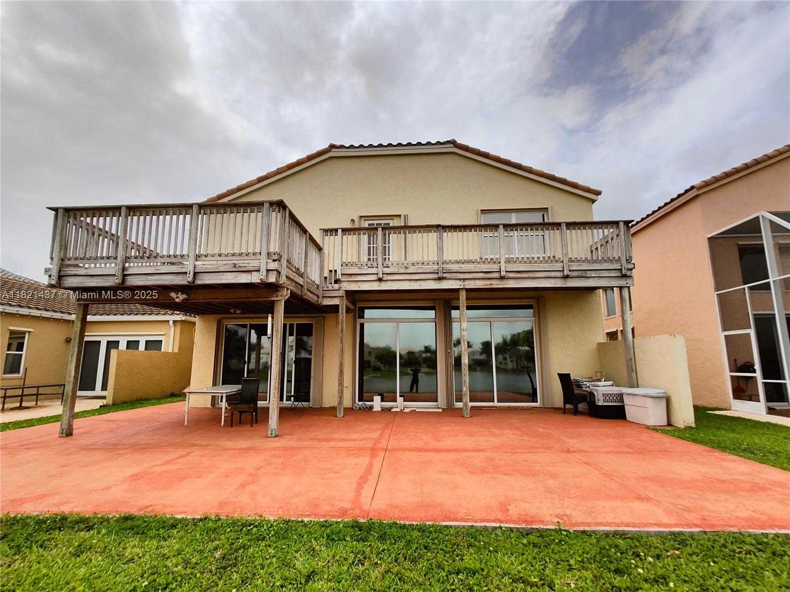Small Image of 15651 NORTH WEST 14TH CT, Pembroke Pines Number 8