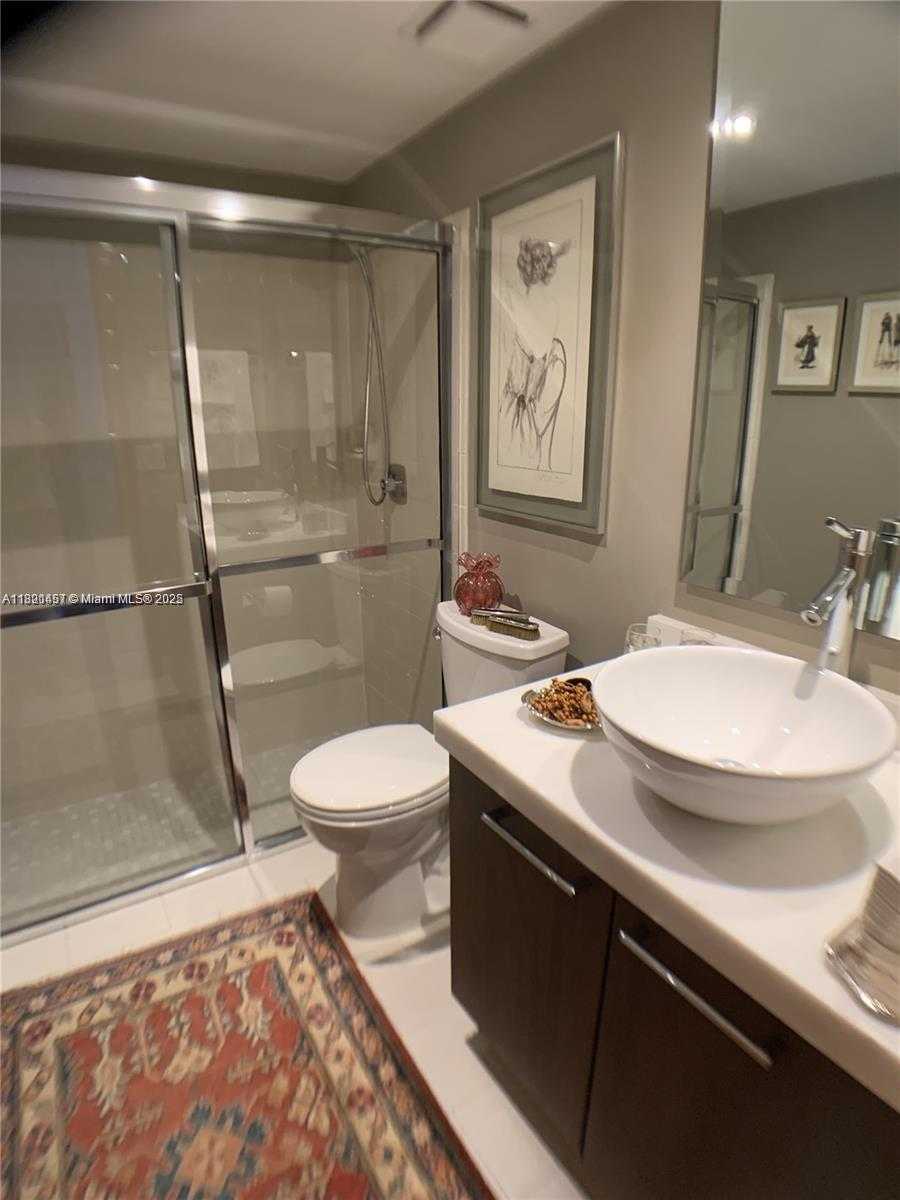 Small Image of 11832 SOUTH WEST 79TH TER, Miami Number 12