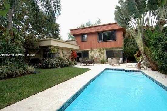Small Image of 11832 SOUTH WEST 79TH TER, Miami Number 17